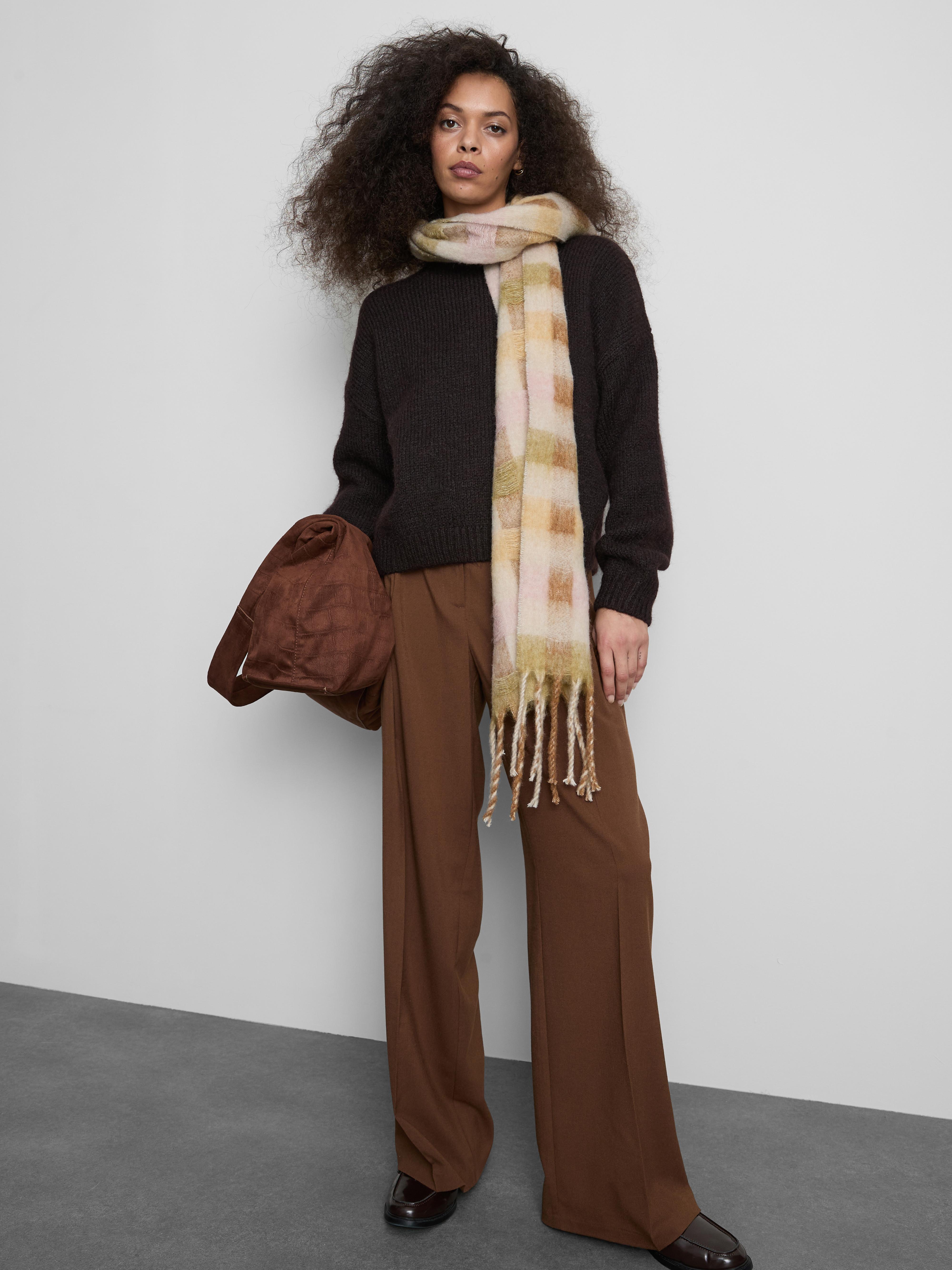 Pull en maille à col ras-du-cou