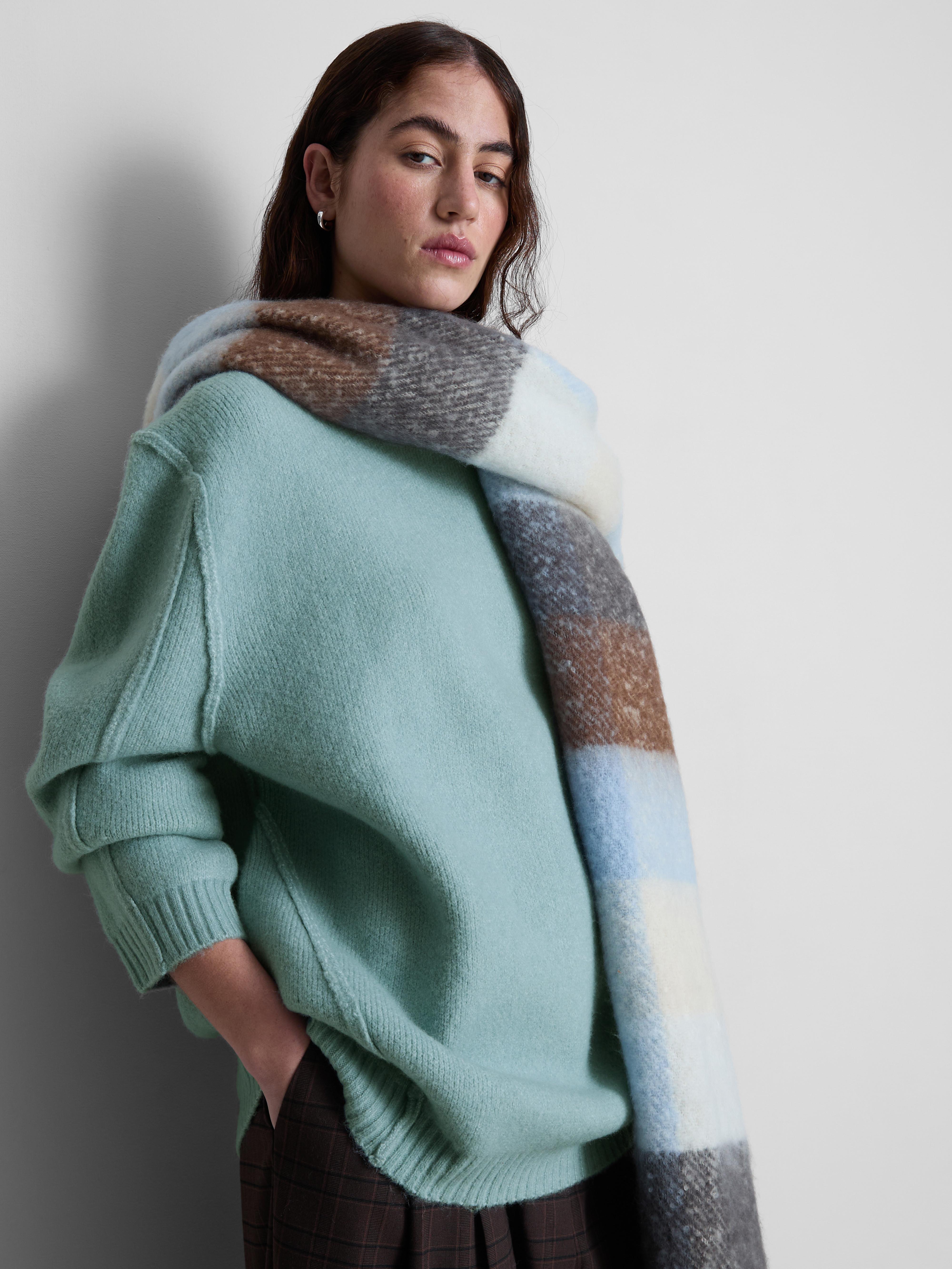 Essential Exposed Stitch Jumper