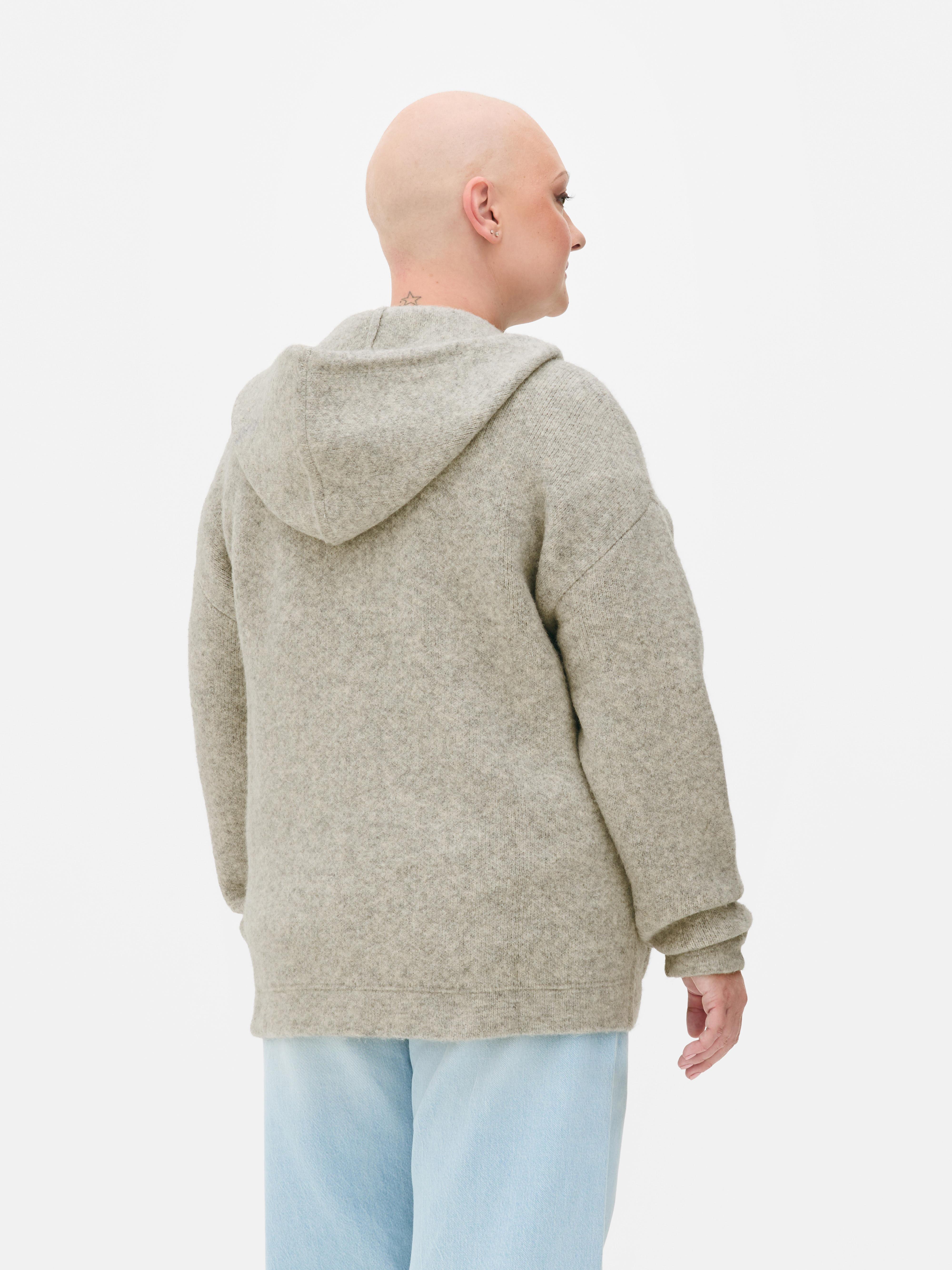 Casaco capuz fecho correr essencial