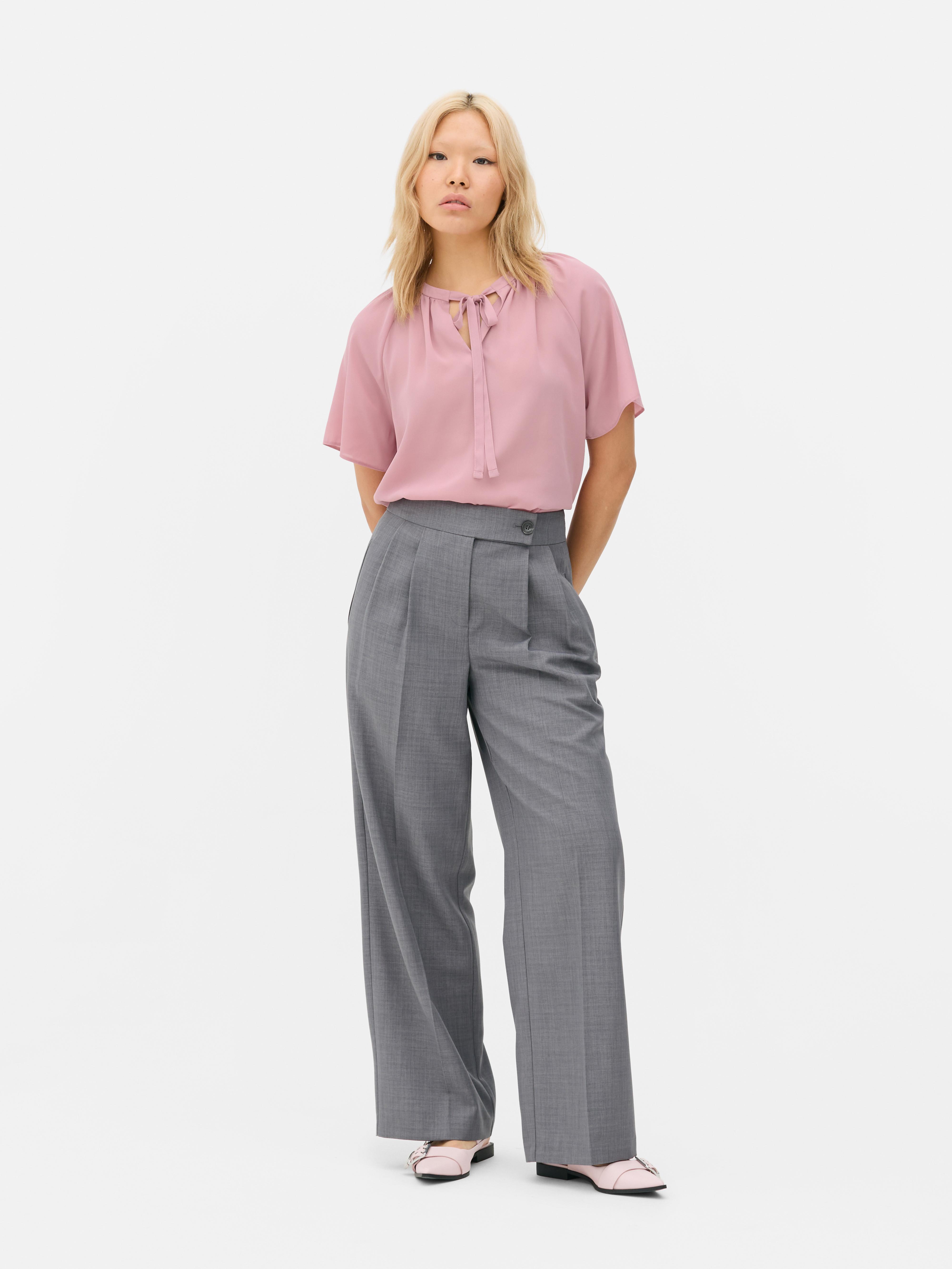 Blusa laço pescoço