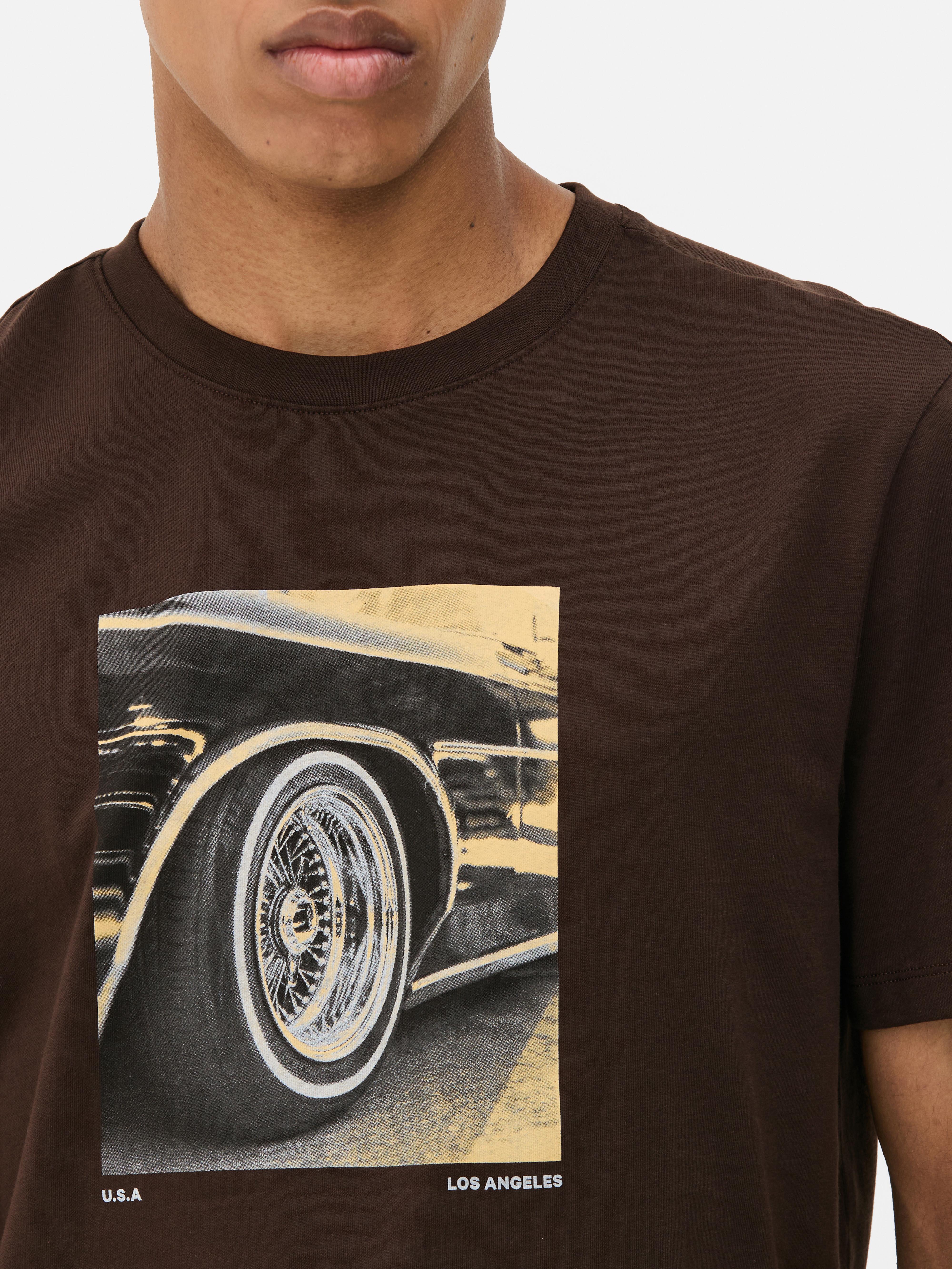 Men's Brown Car Wheel Graphic Short Sleeve T-Shirt