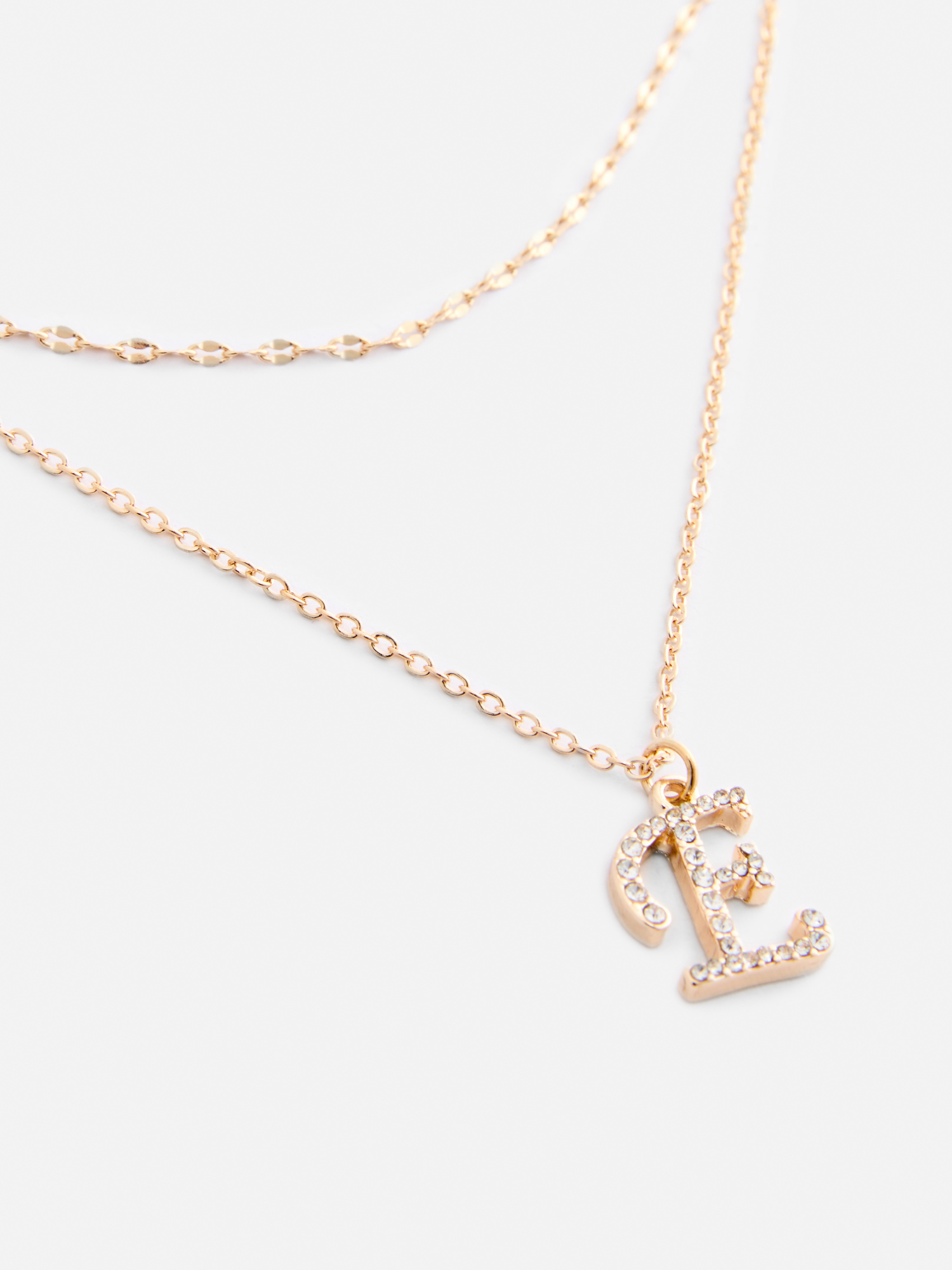 Collier à strass et initiale