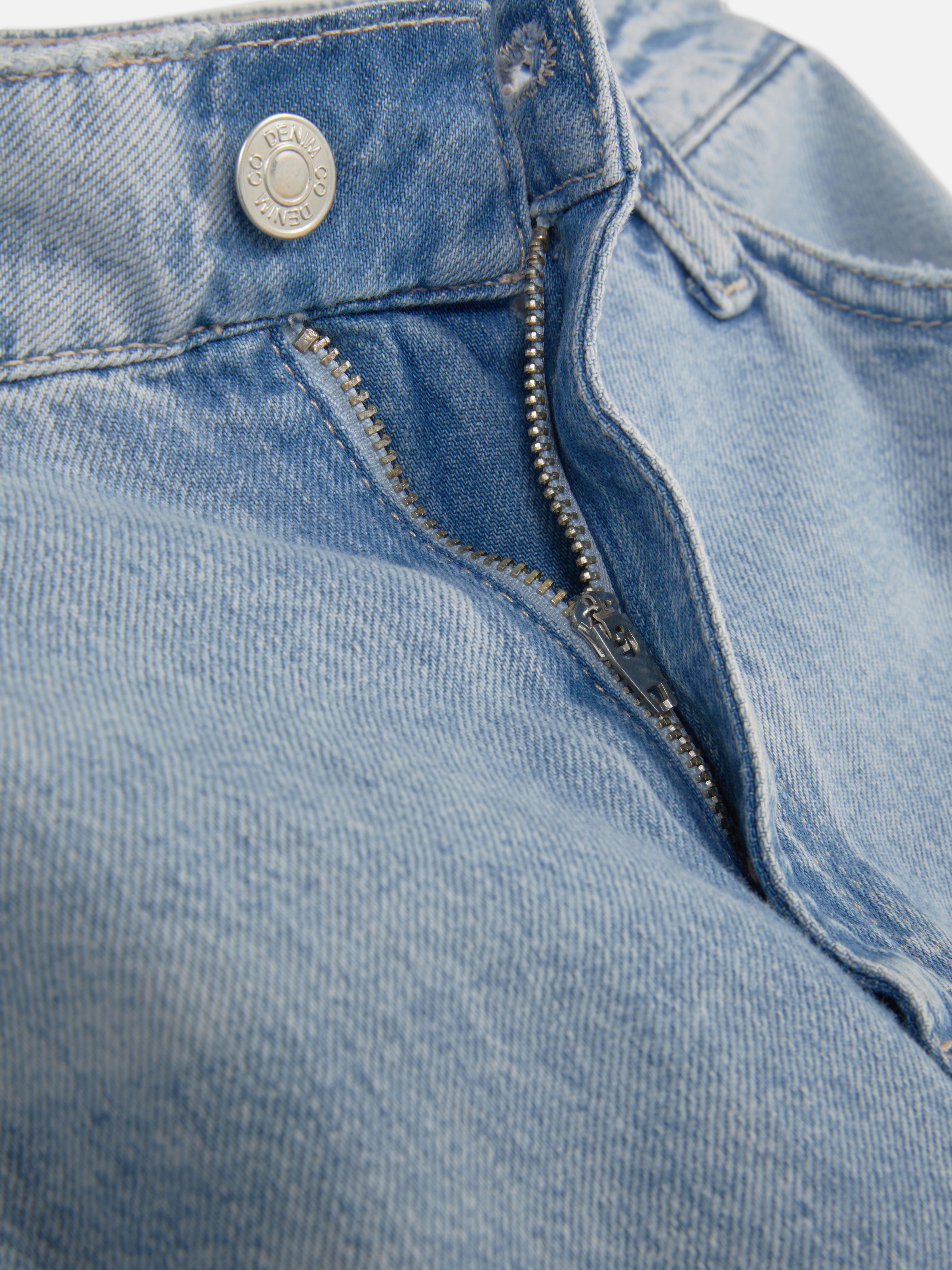 Wijd uitlopende jeans met halfhoge taille