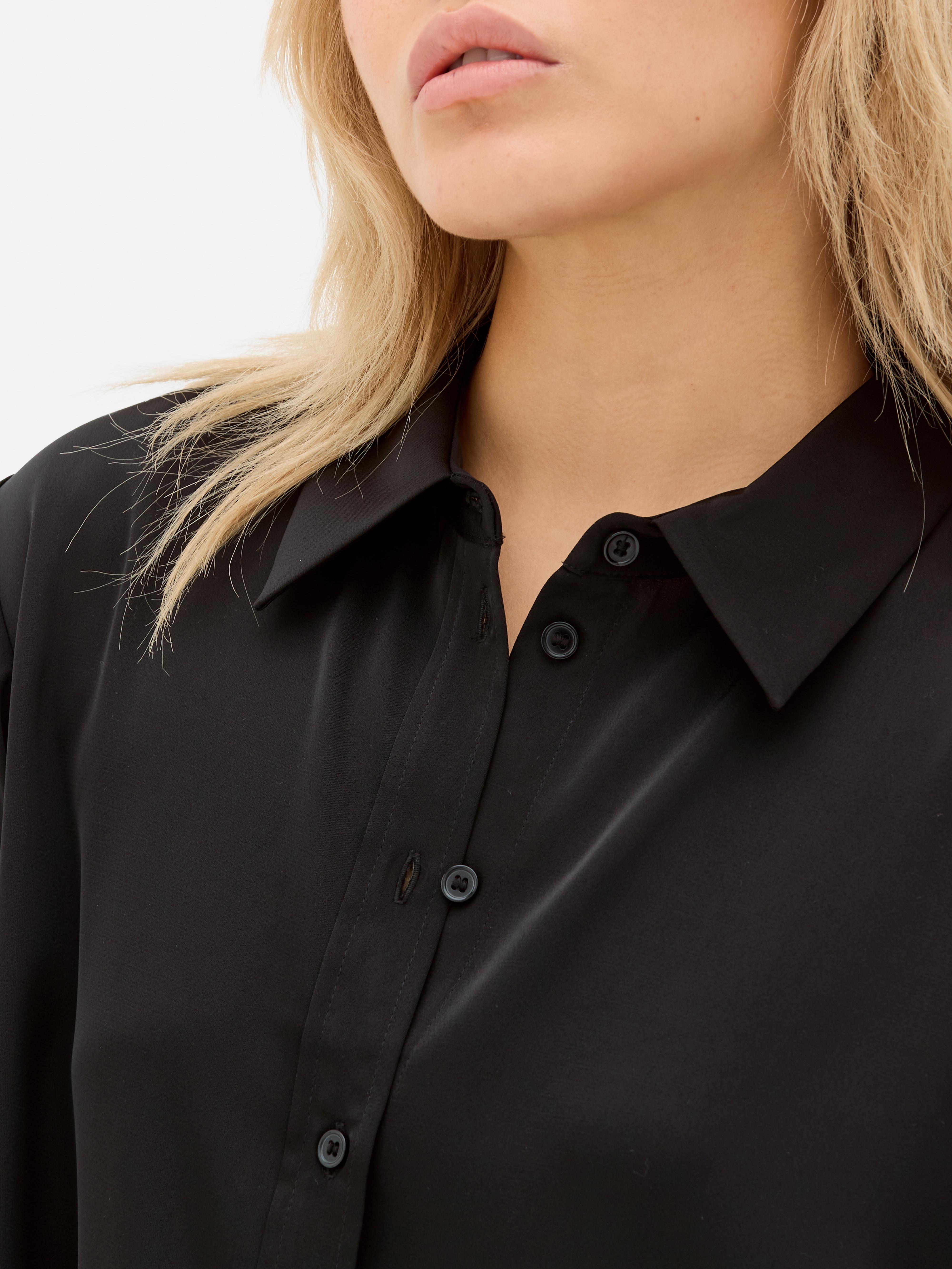 Chemise classique en satin