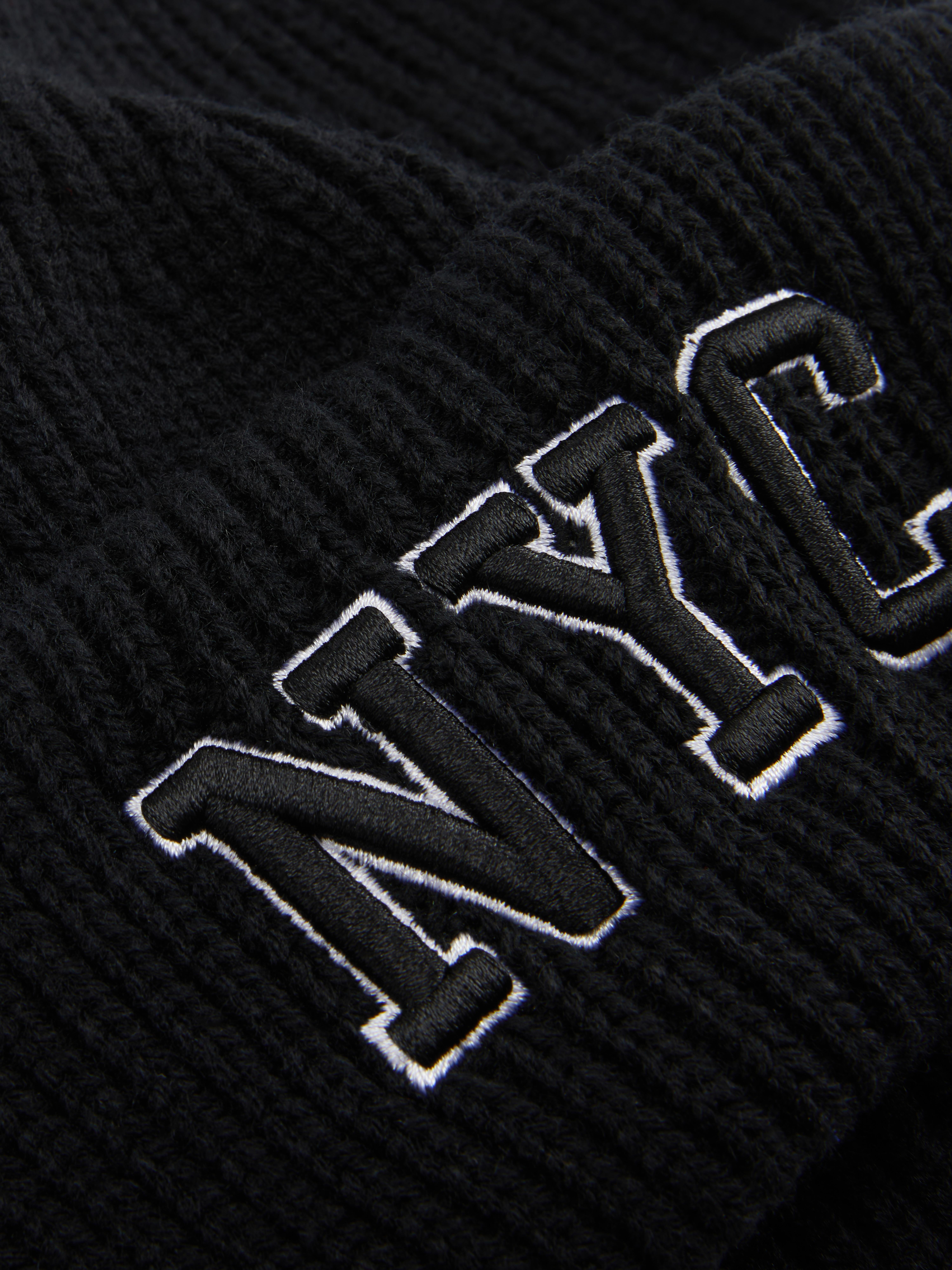 Gerippte „NYC“ Beanie