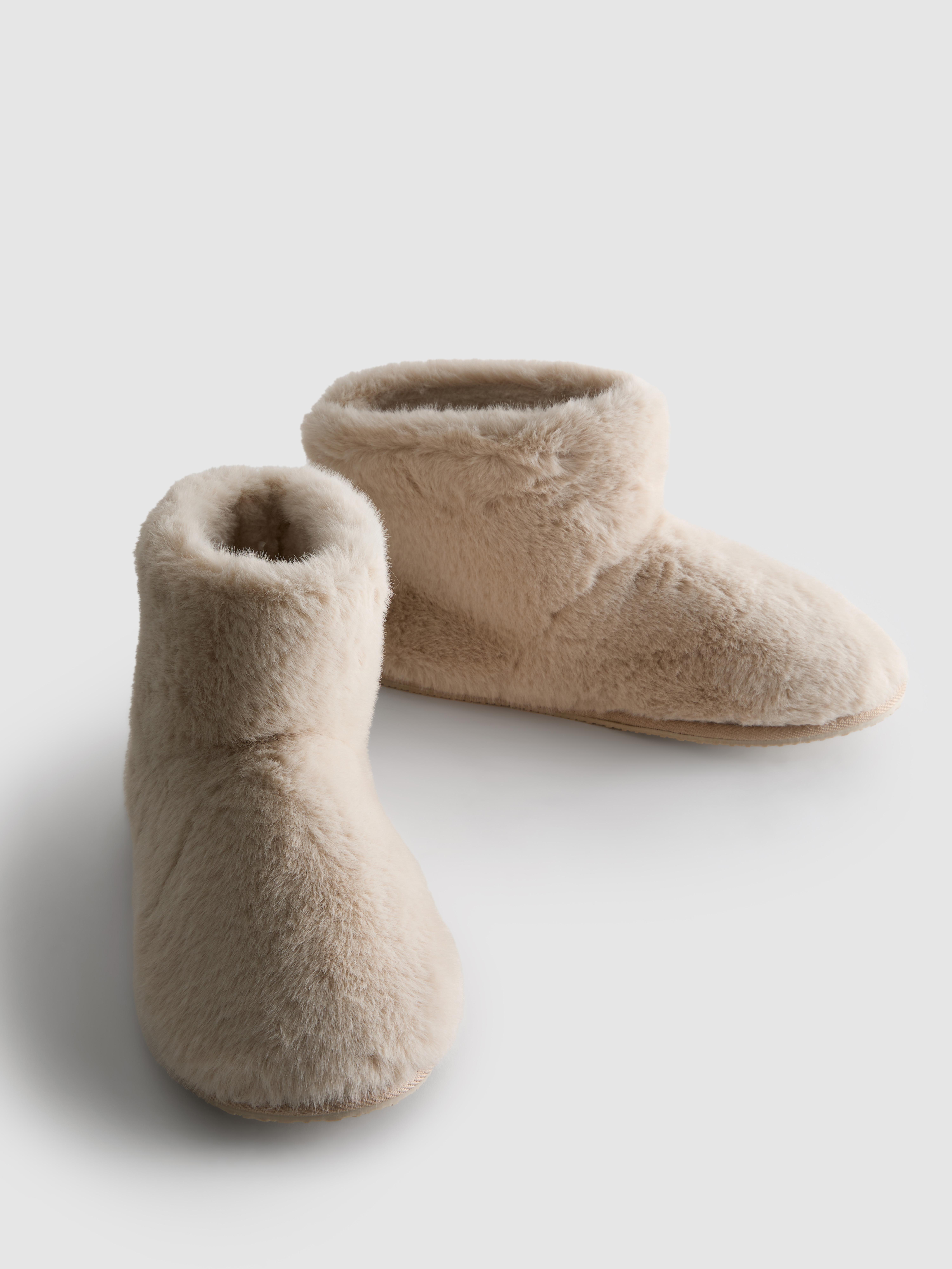Faux Fur Bootie Slippers