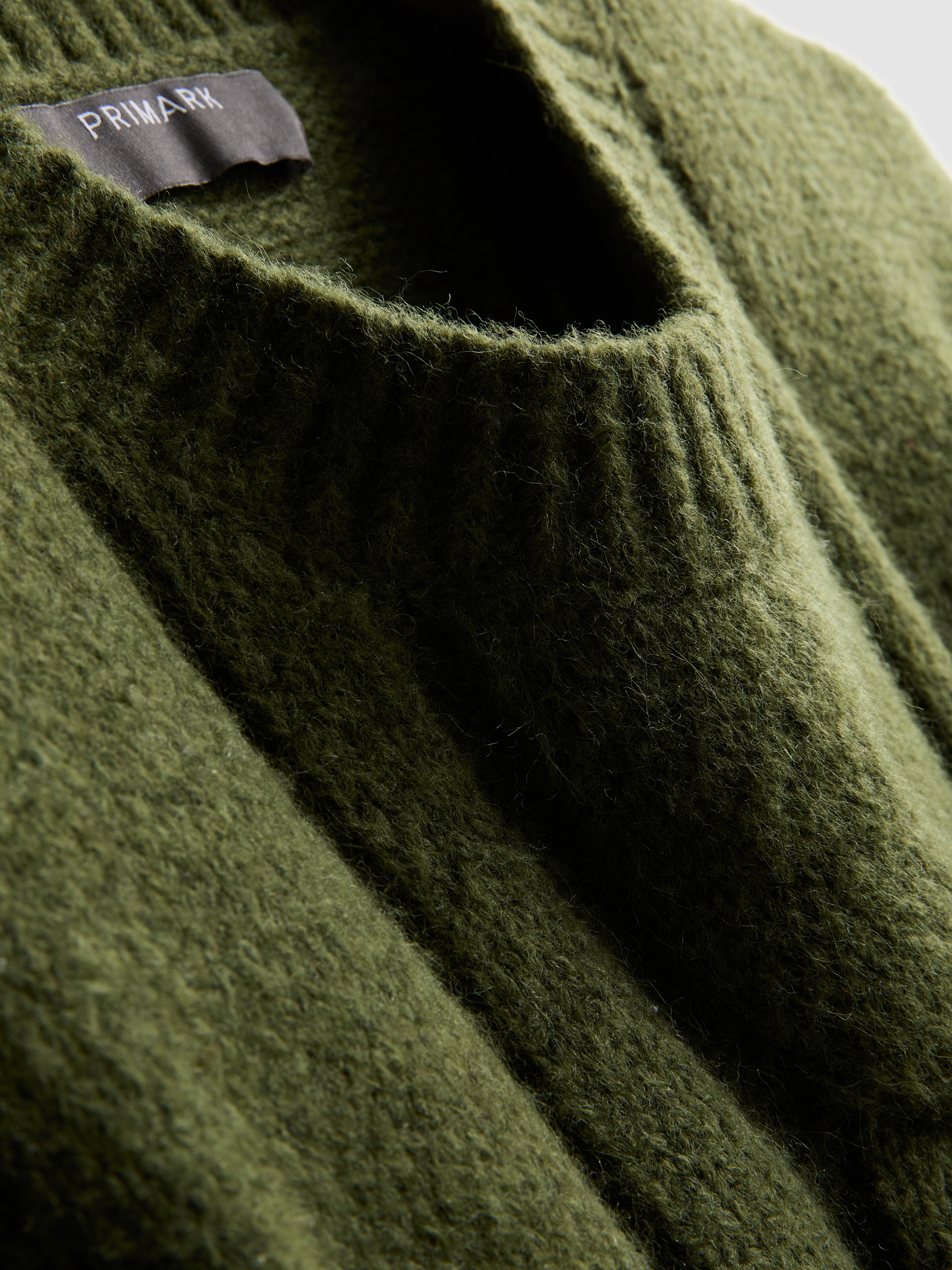 Essential Relaxed Cable Knit Jumper