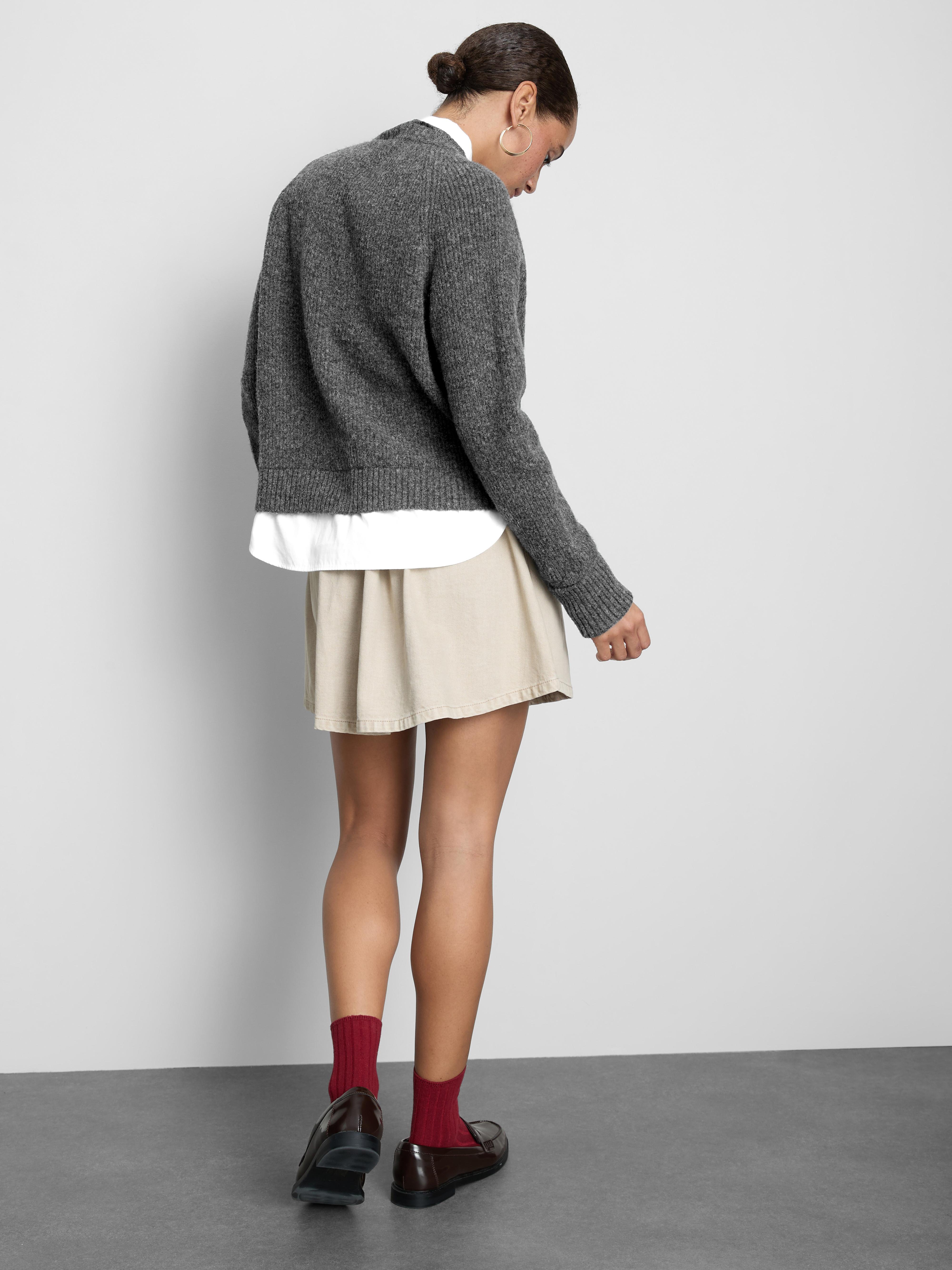 2-in-1-Strickpullover mit V-Ausschnitt