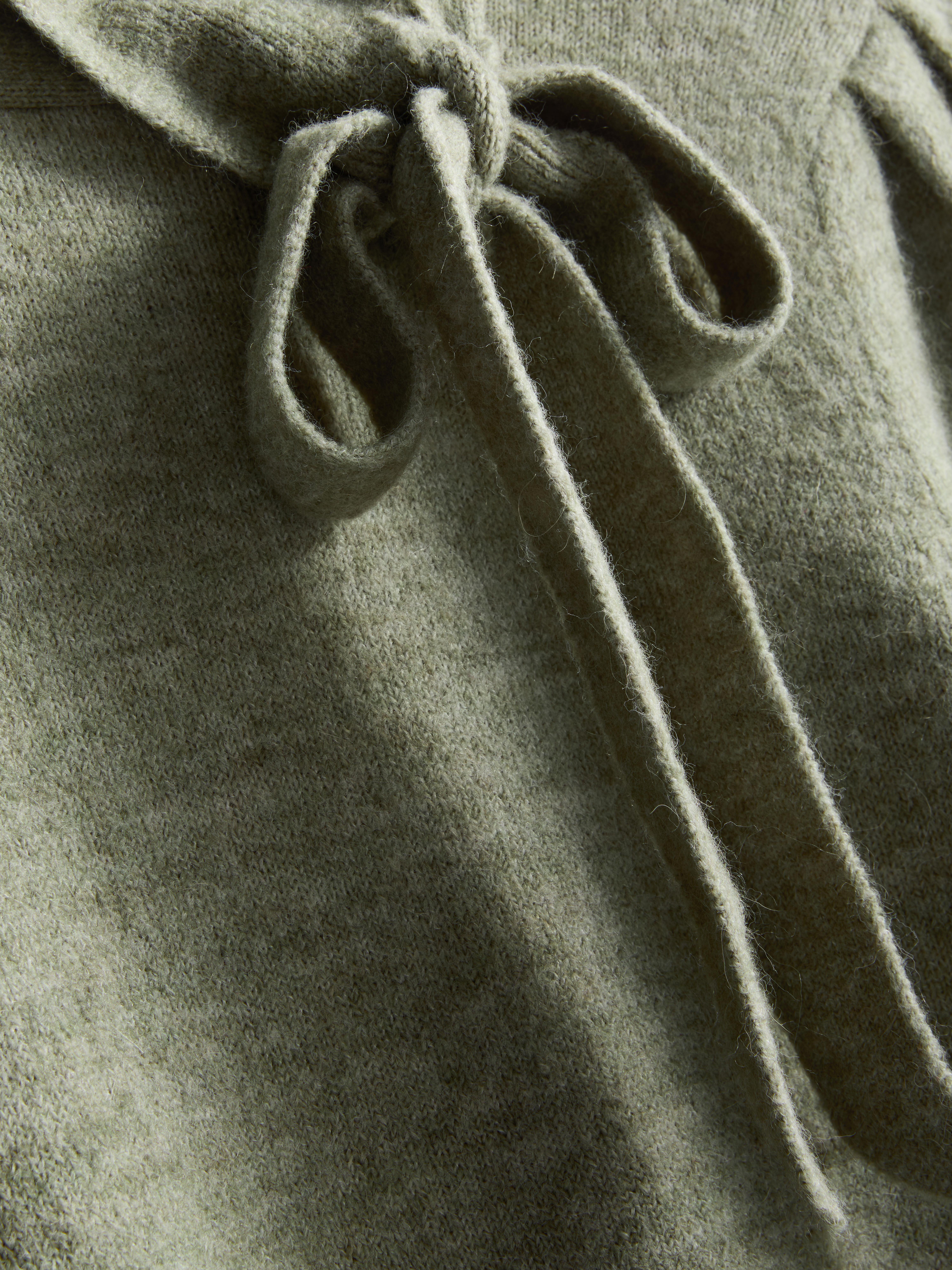 Bow Collar Knit Jumper