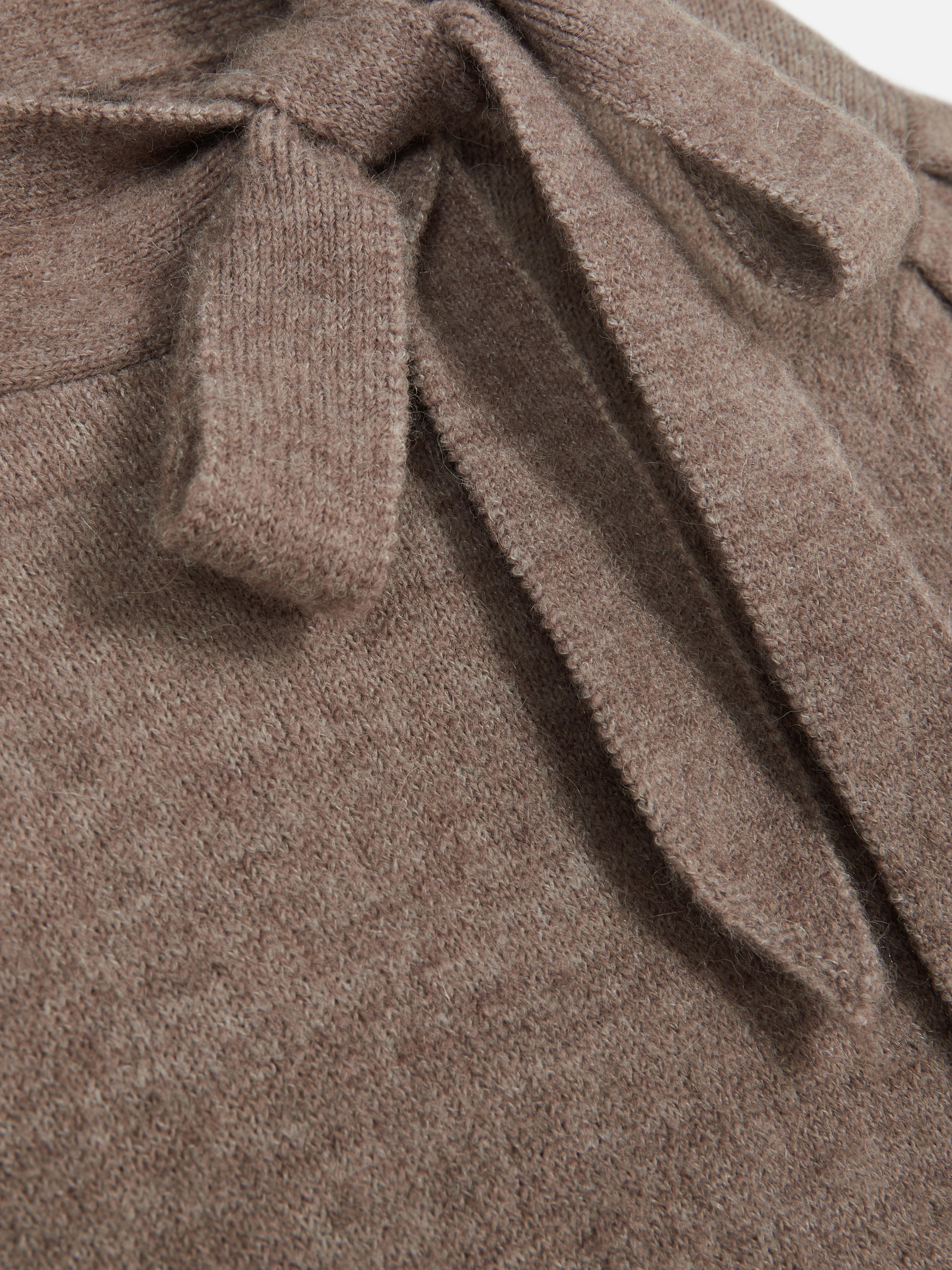 Bow Collar Knit Jumper