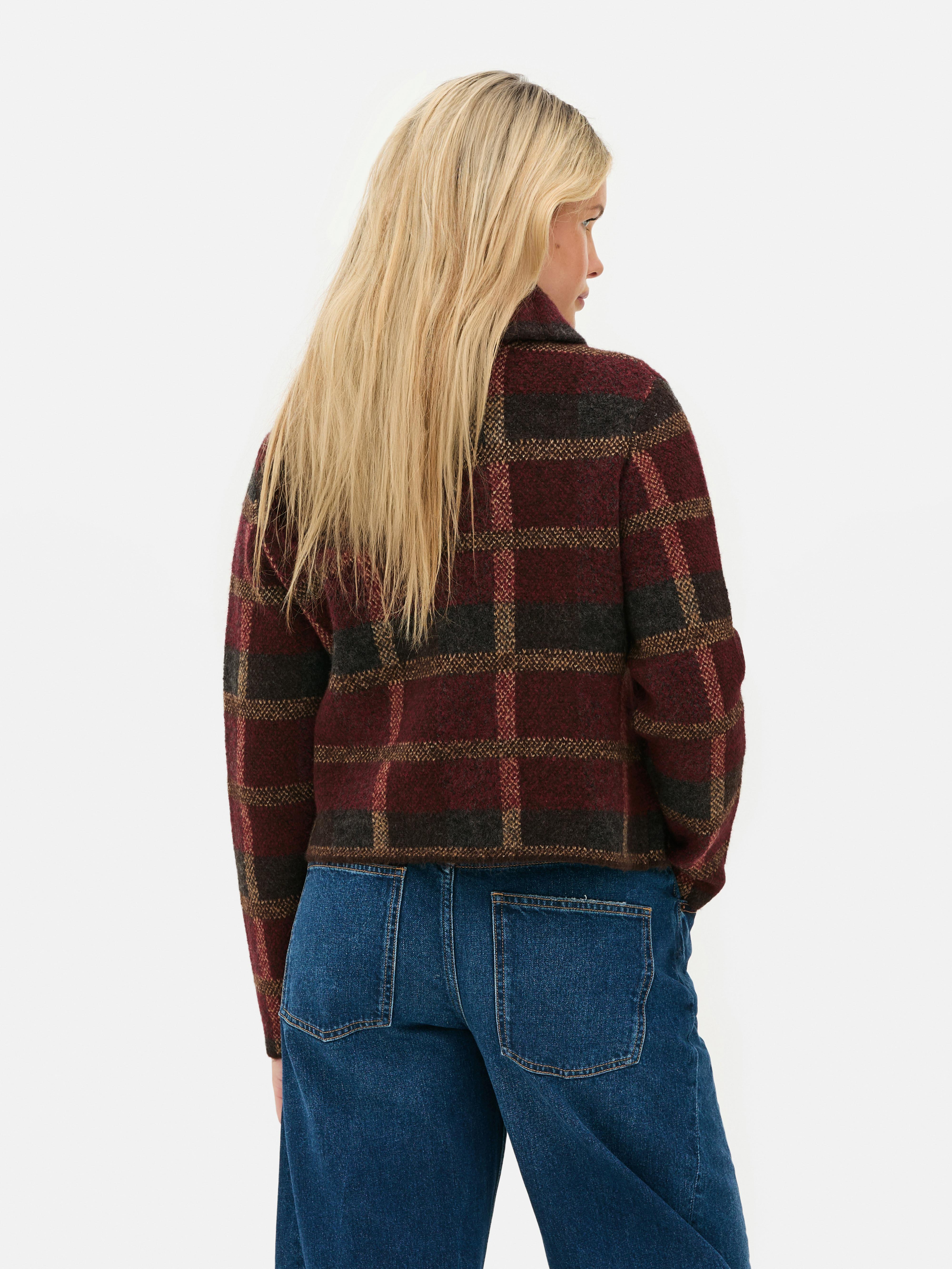Pull traditionnel à col zippé