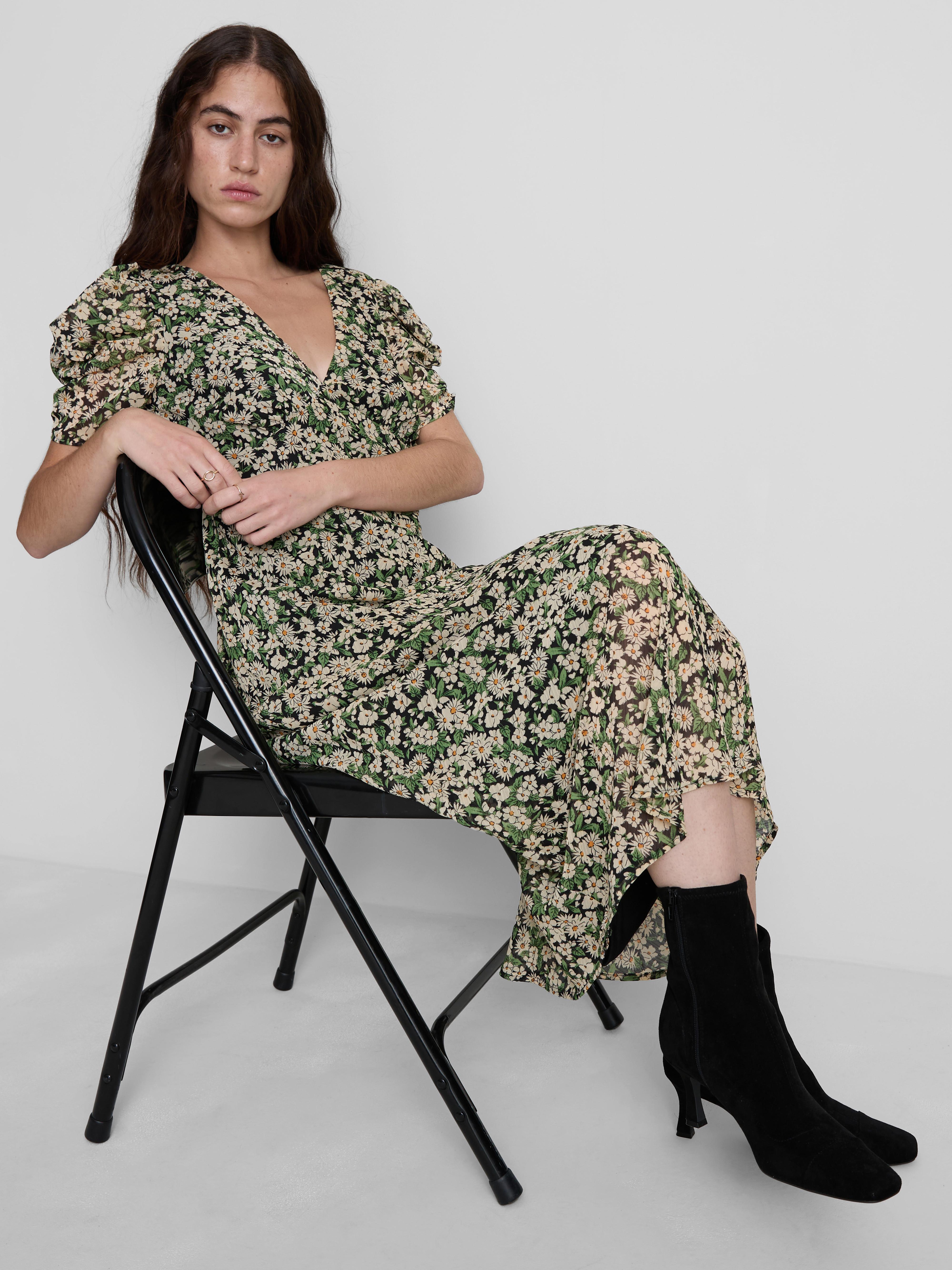 Vestido dia padrão floral midi