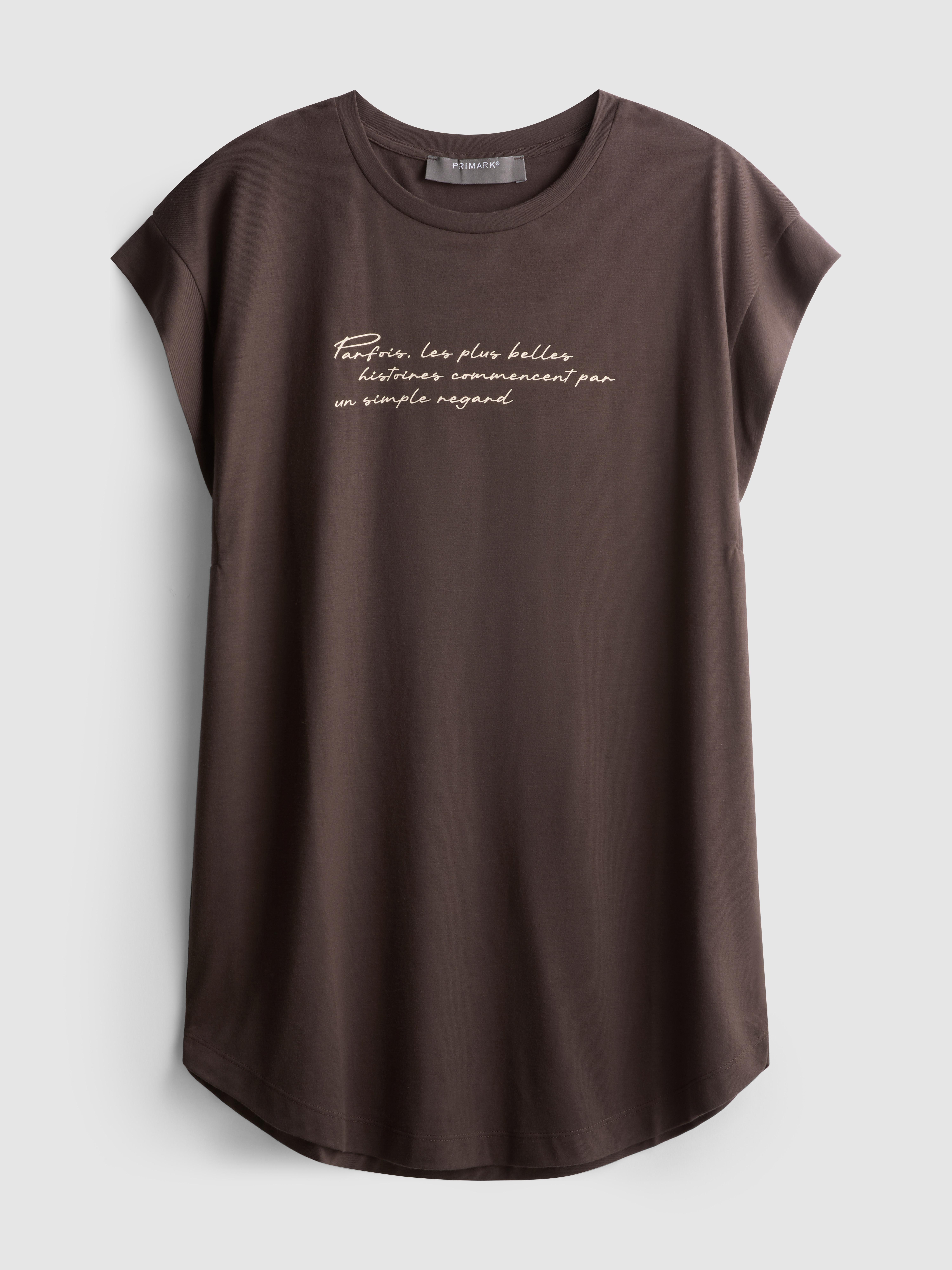 T-shirt comprida bainha curva