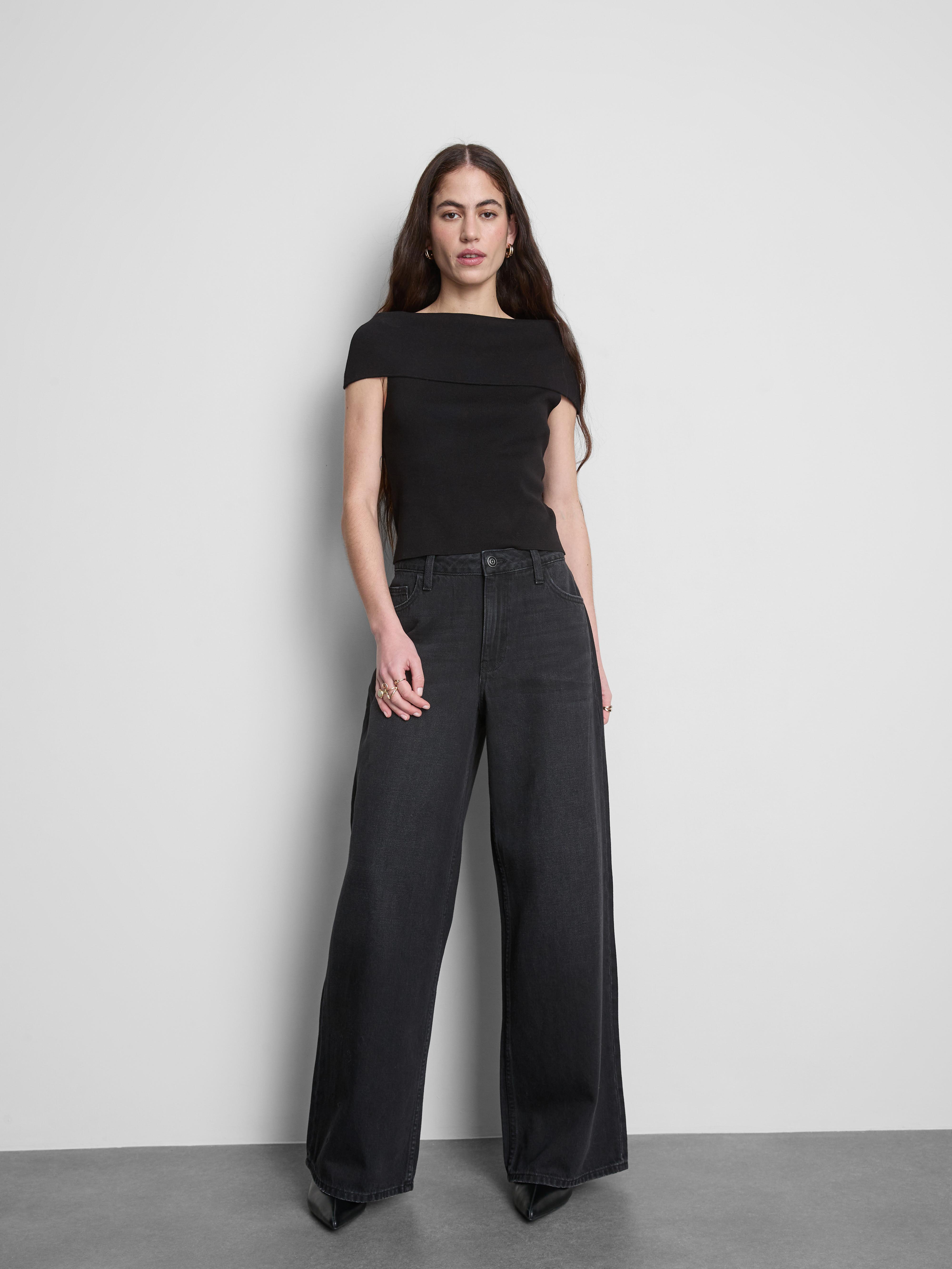 Camiseta de escote vuelto tipo bardot