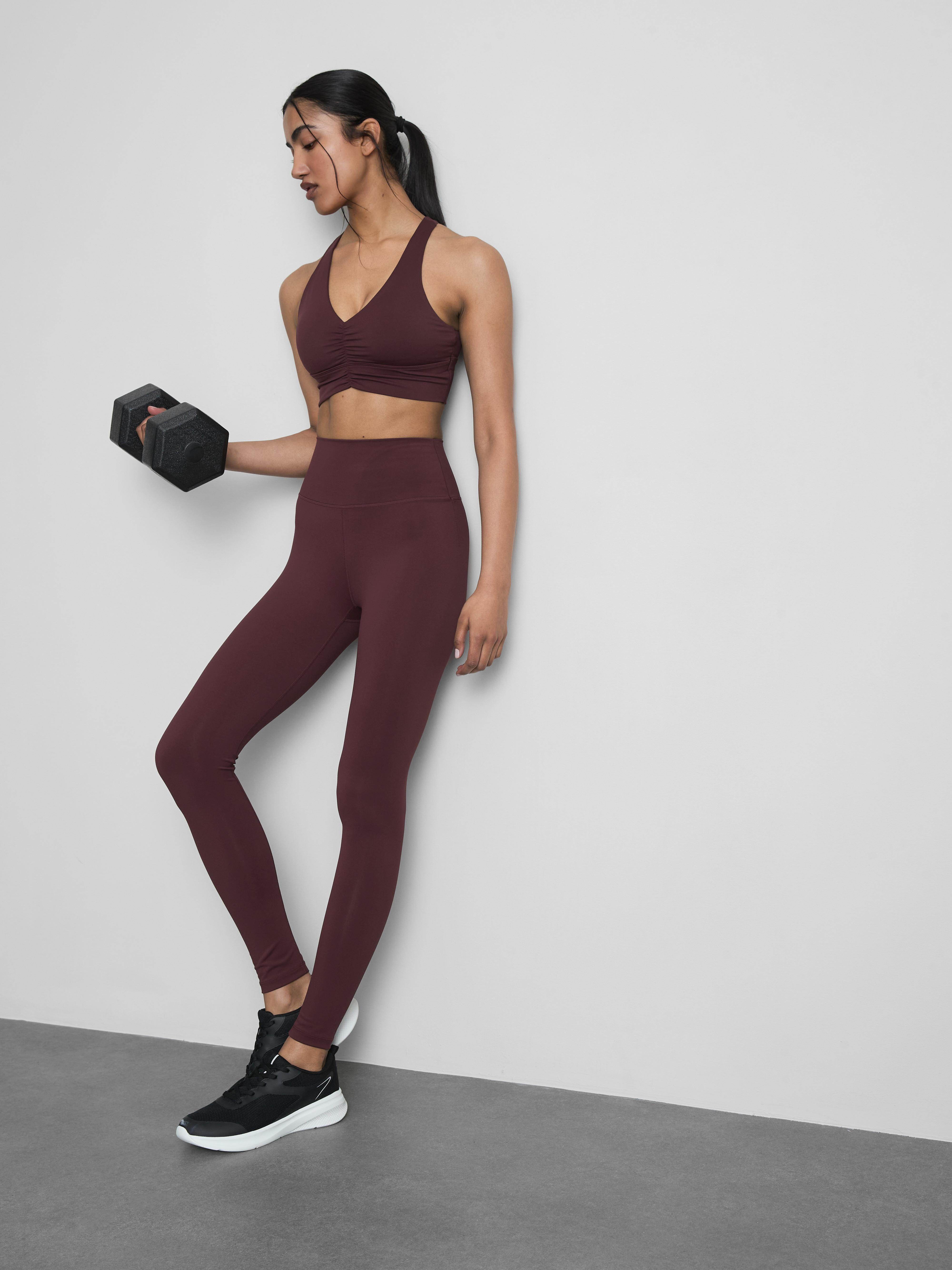 Butterweiches, gerafftes Kurztop