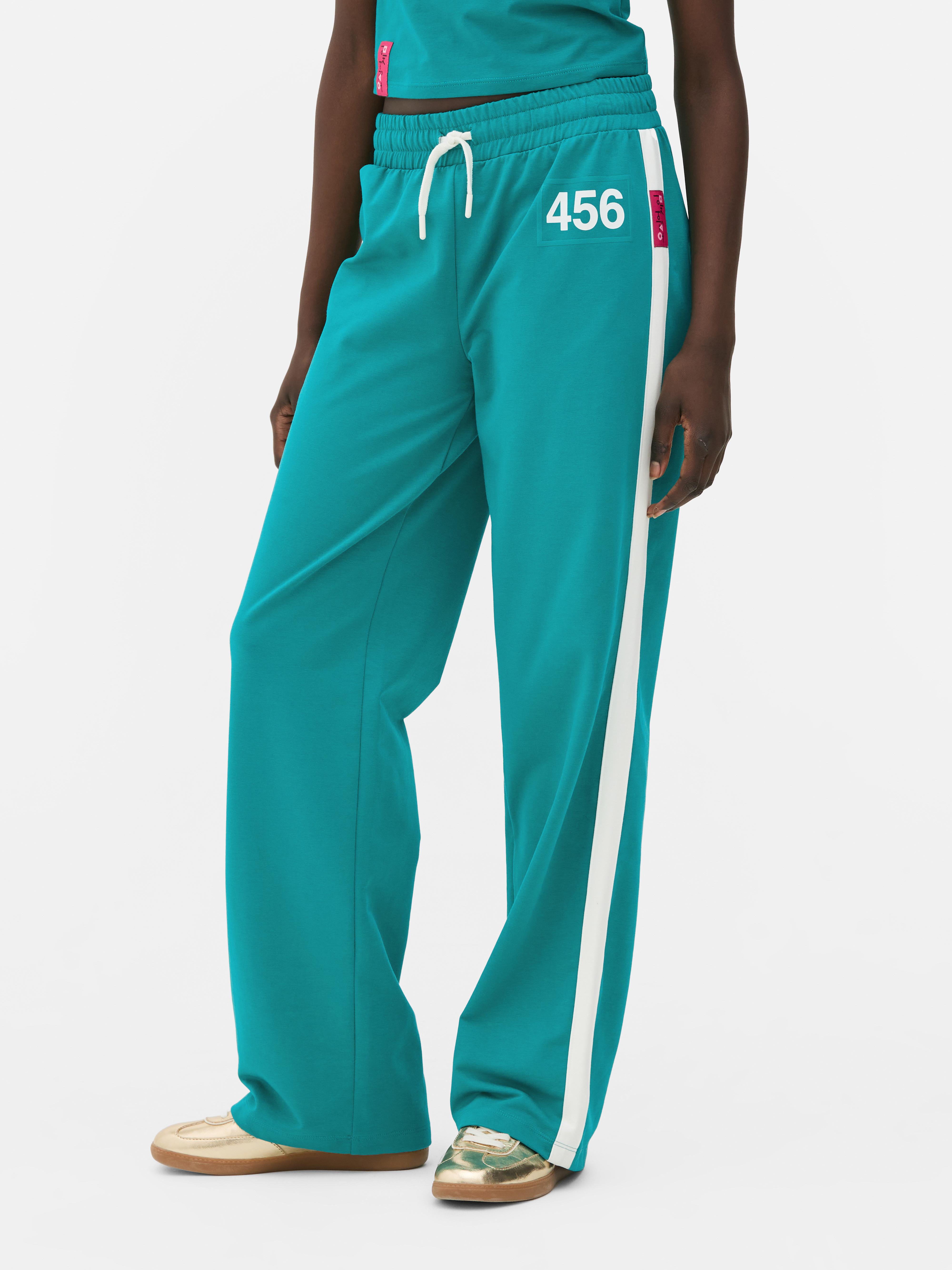 Joggers con rayas de El juego del calamar