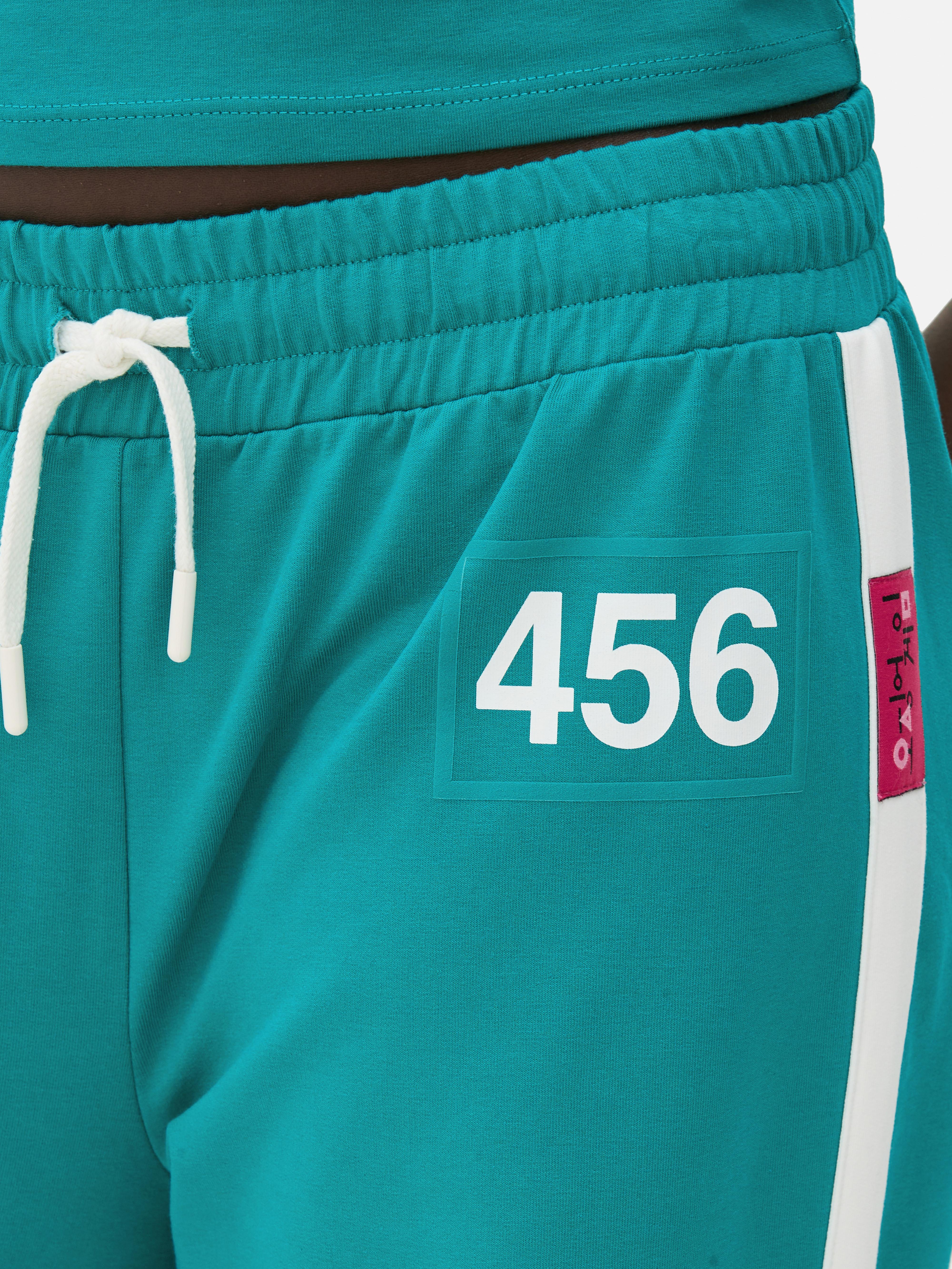 Joggers con rayas de El juego del calamar