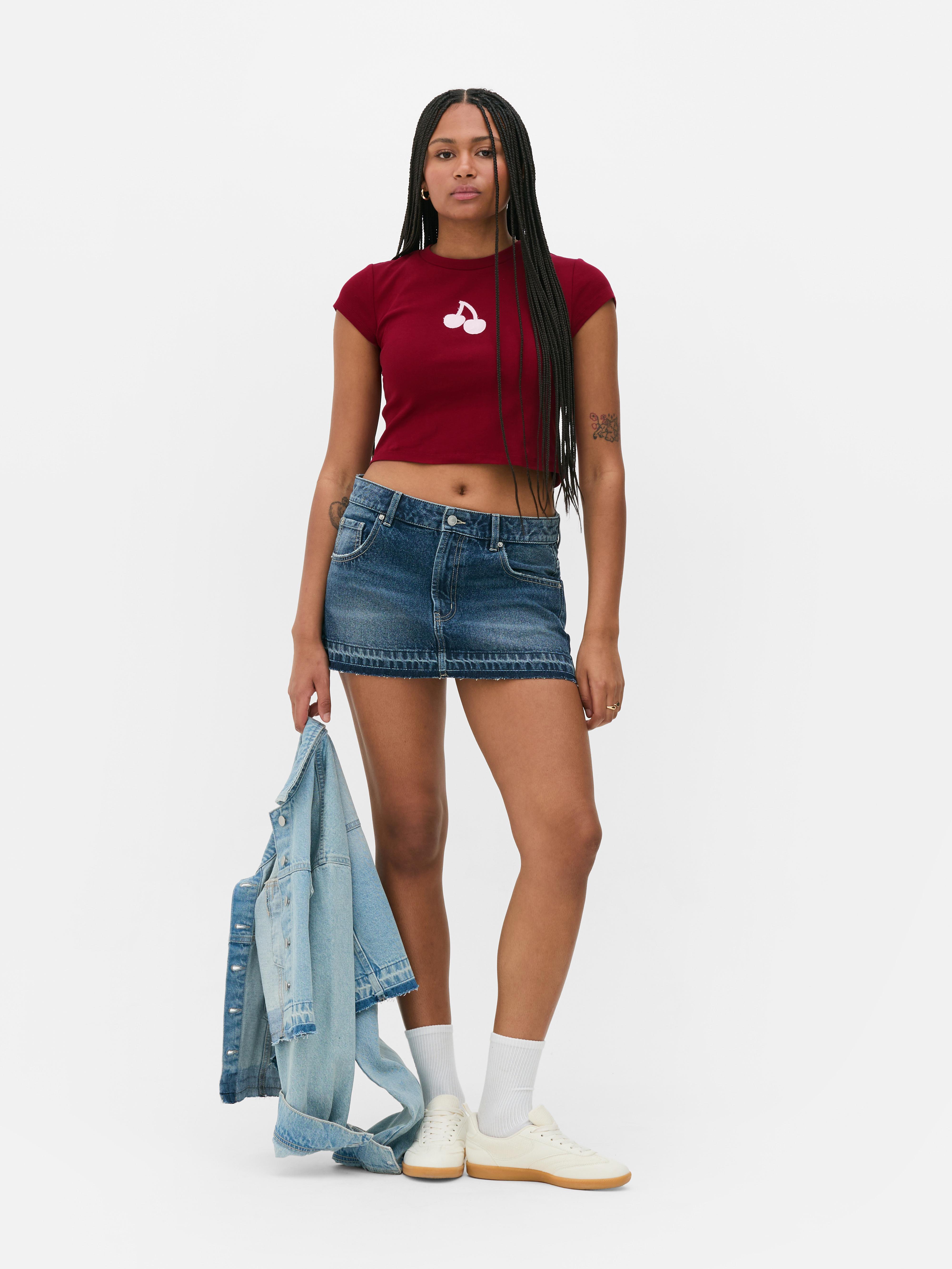 Appliqué Patch Cropped T-Shirt
