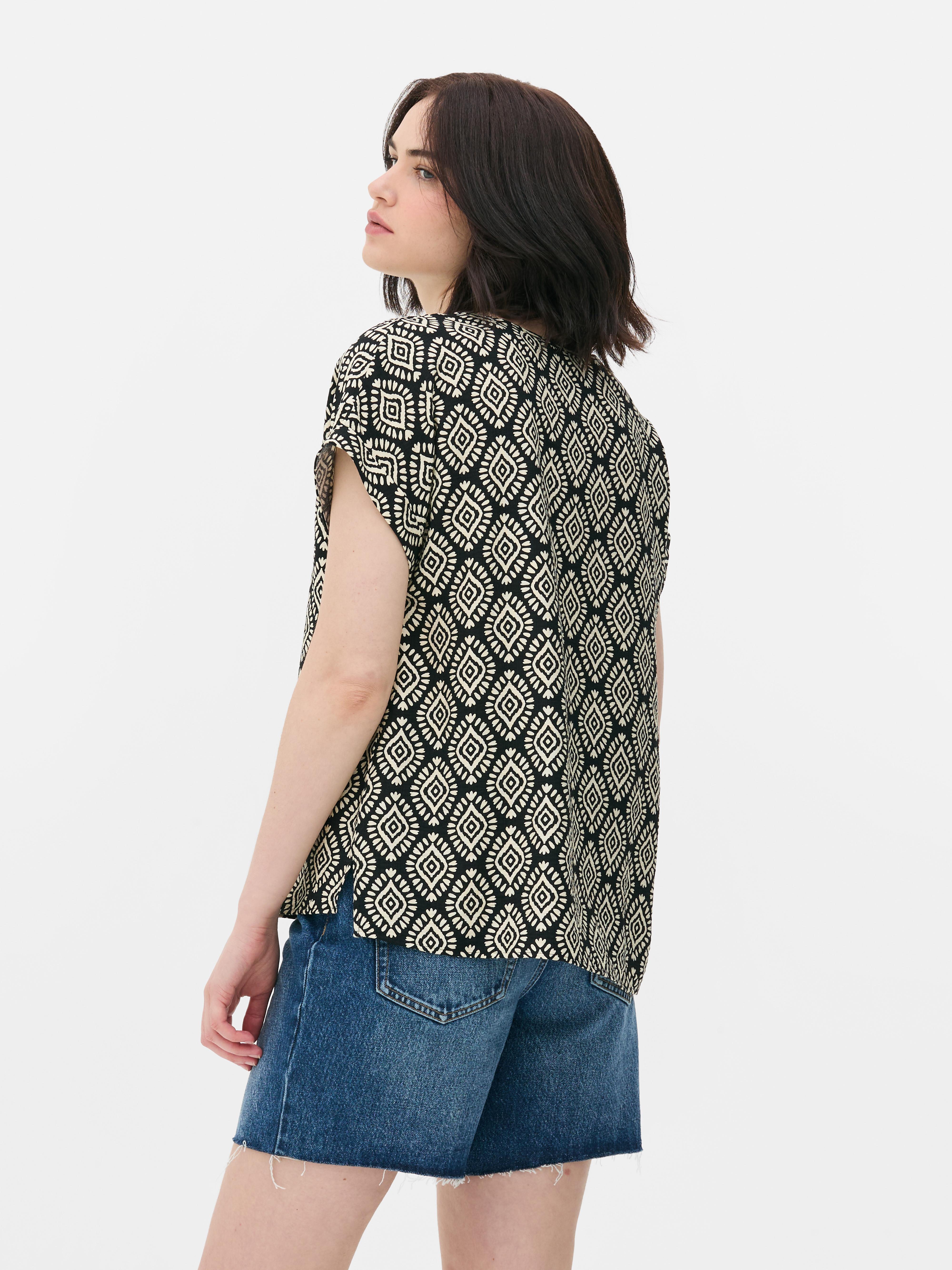 Printed Roll Sleeve Tee