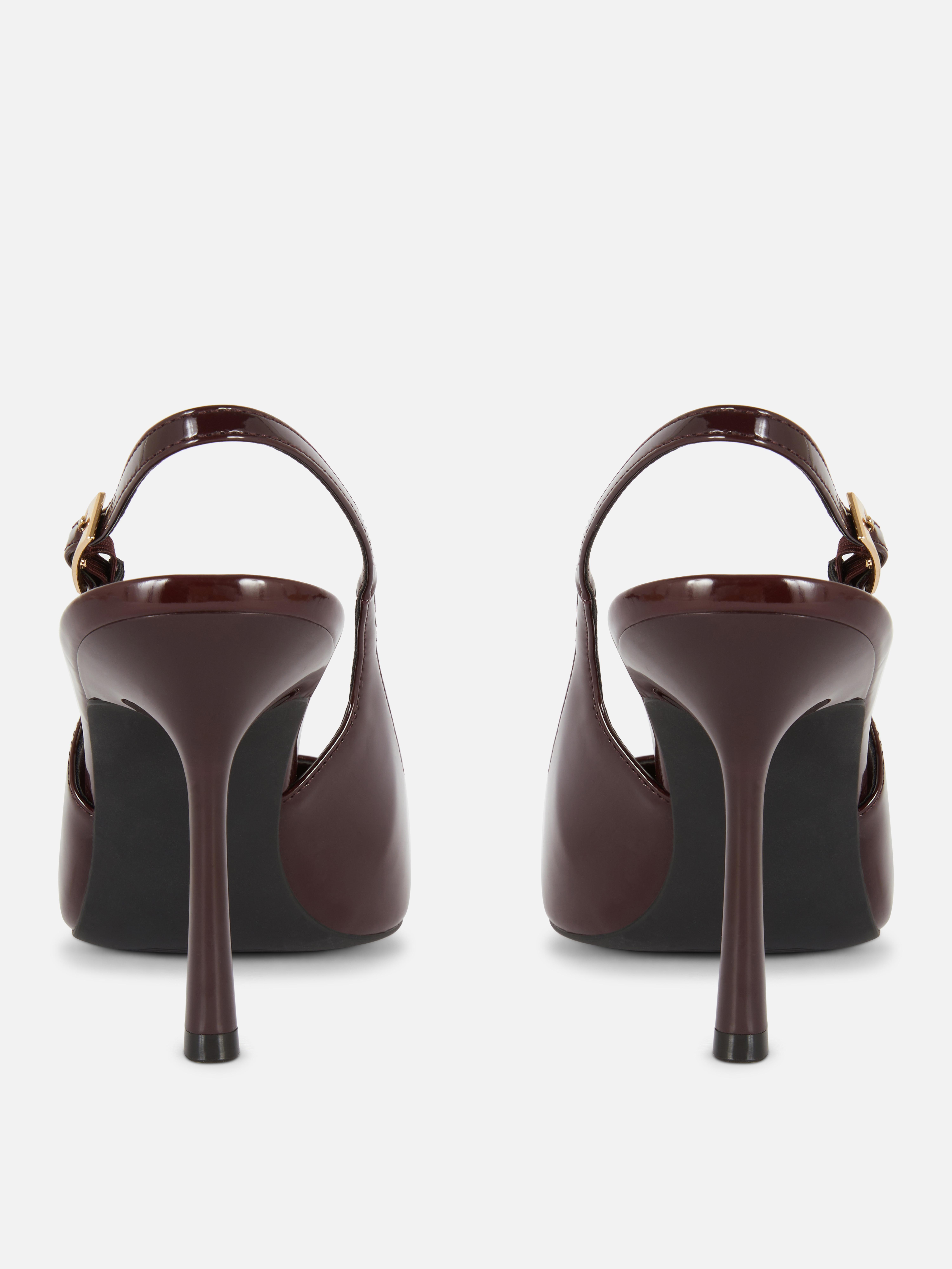 Zapatos de tacón de aguja con tira en el talón