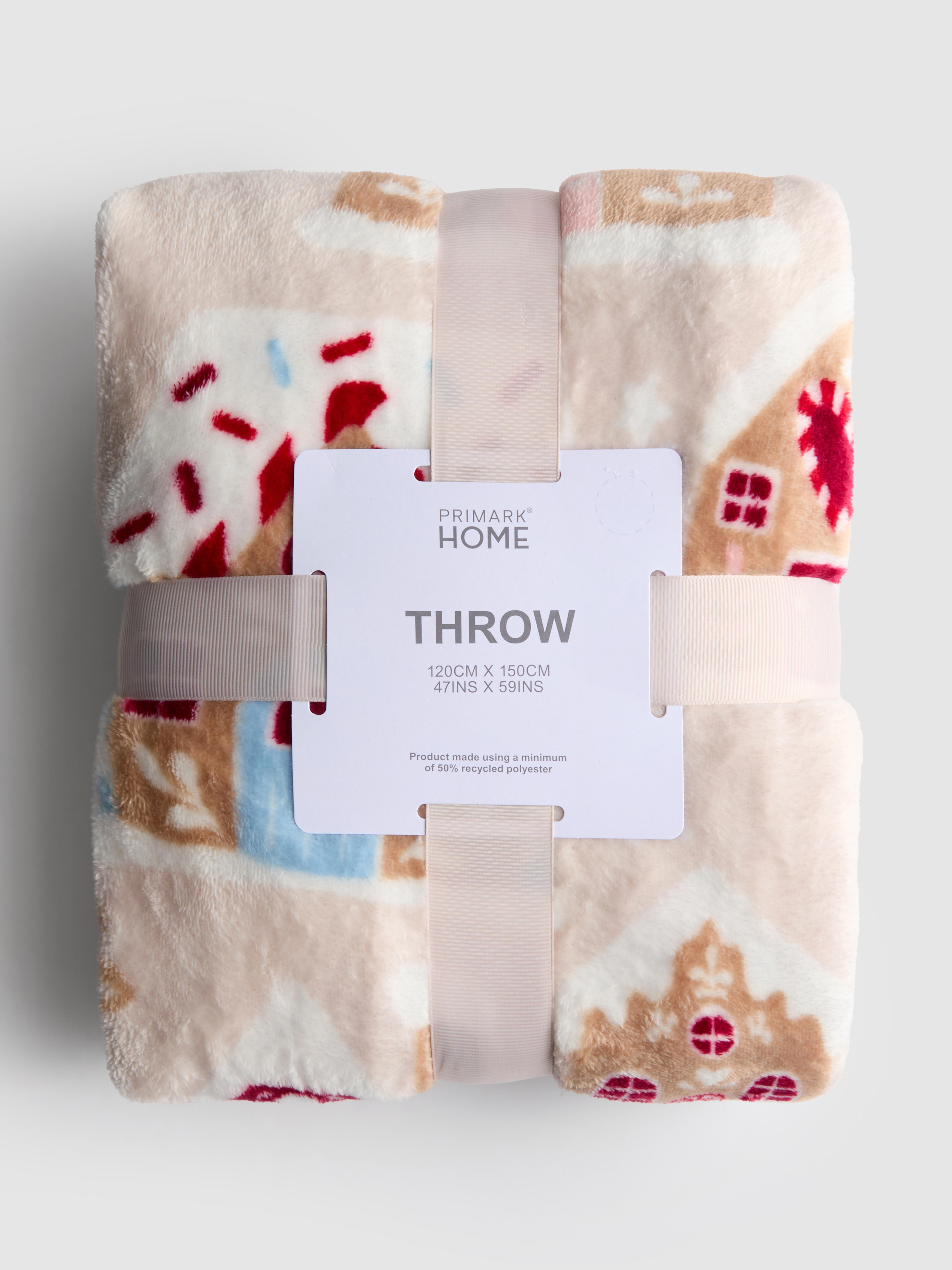 Gingerbread house Throw