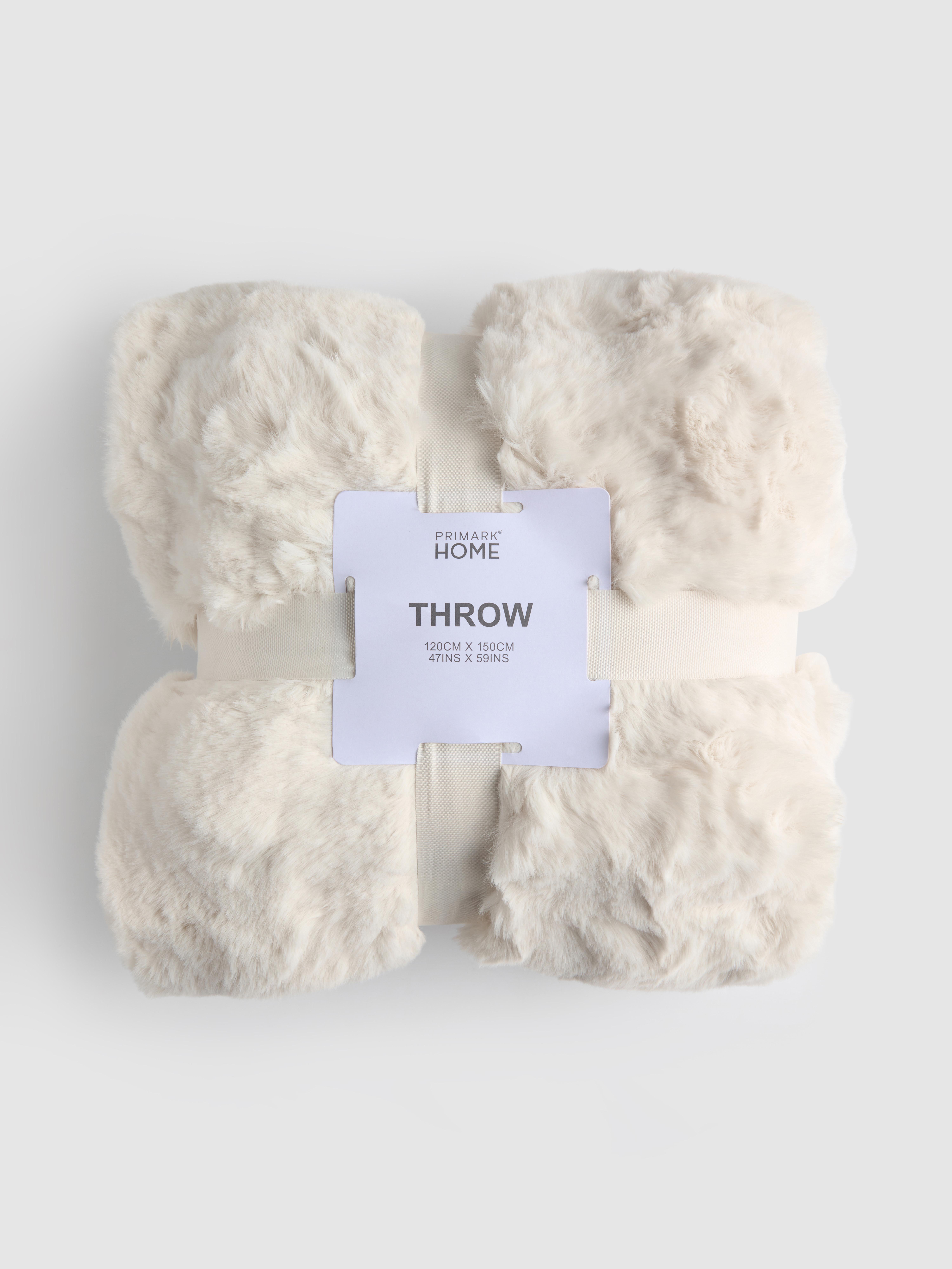 Fleece Bubble Throw