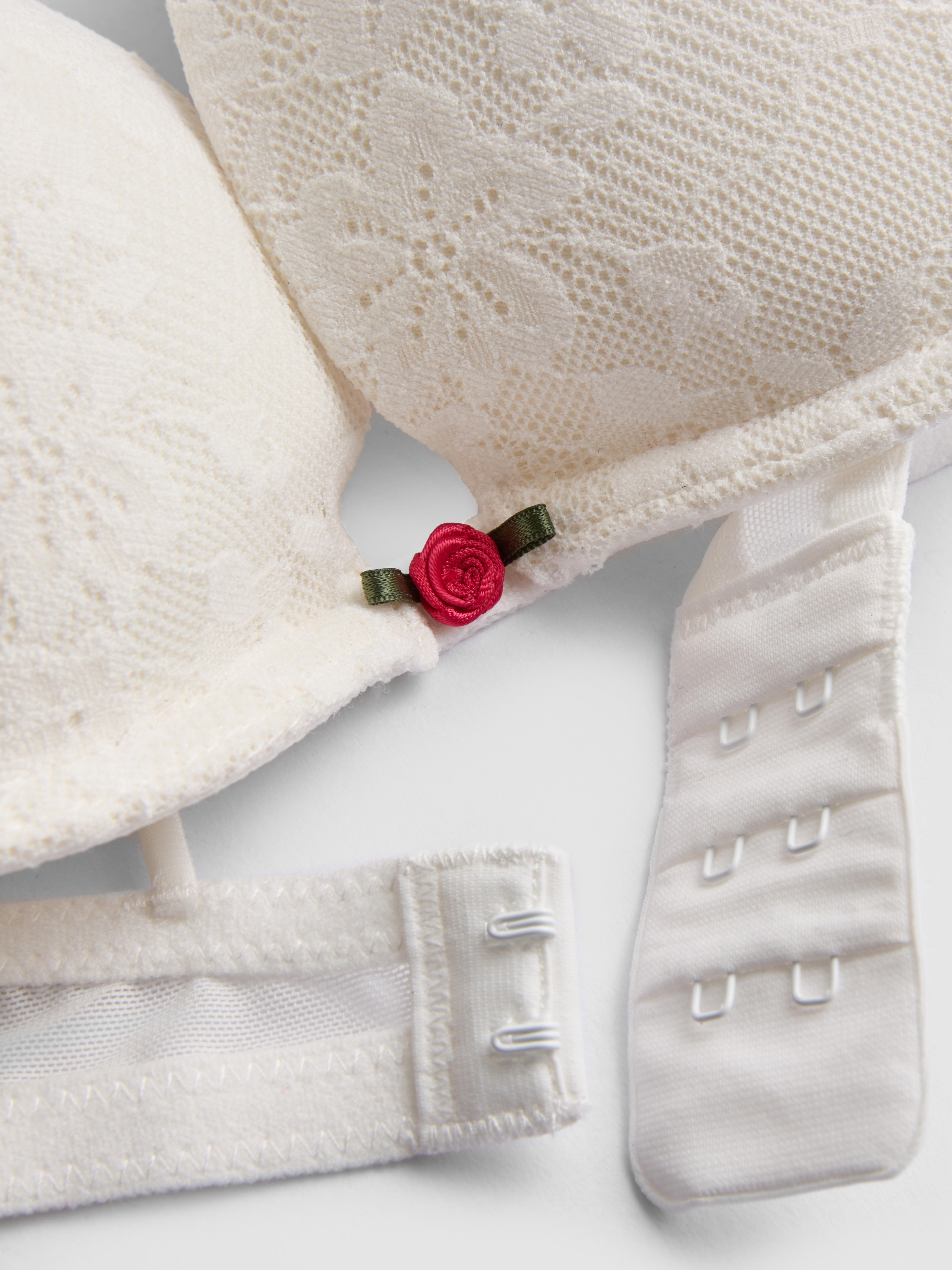 Kanten set met push-upbeha