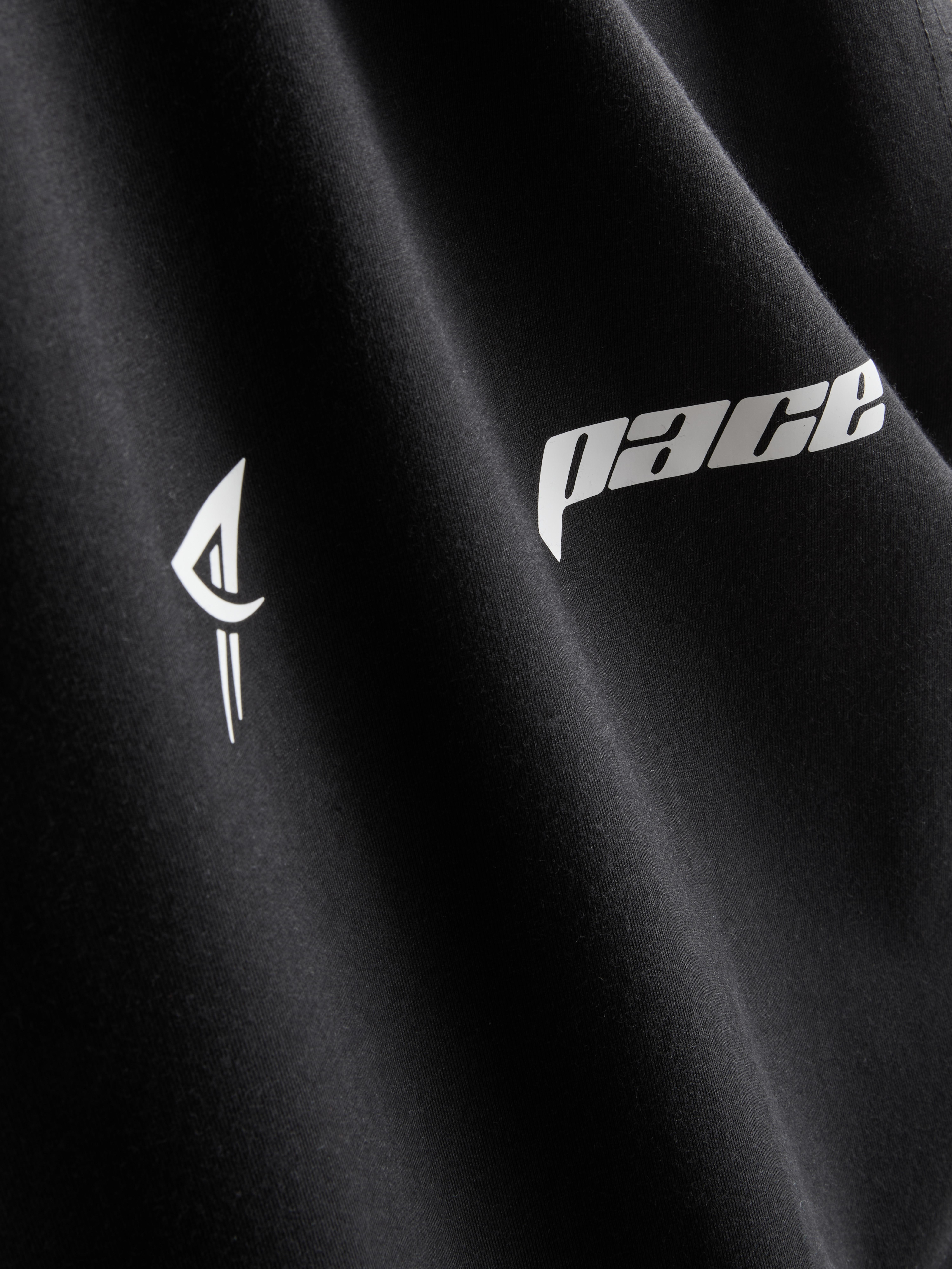 Sporttop met logo Pace