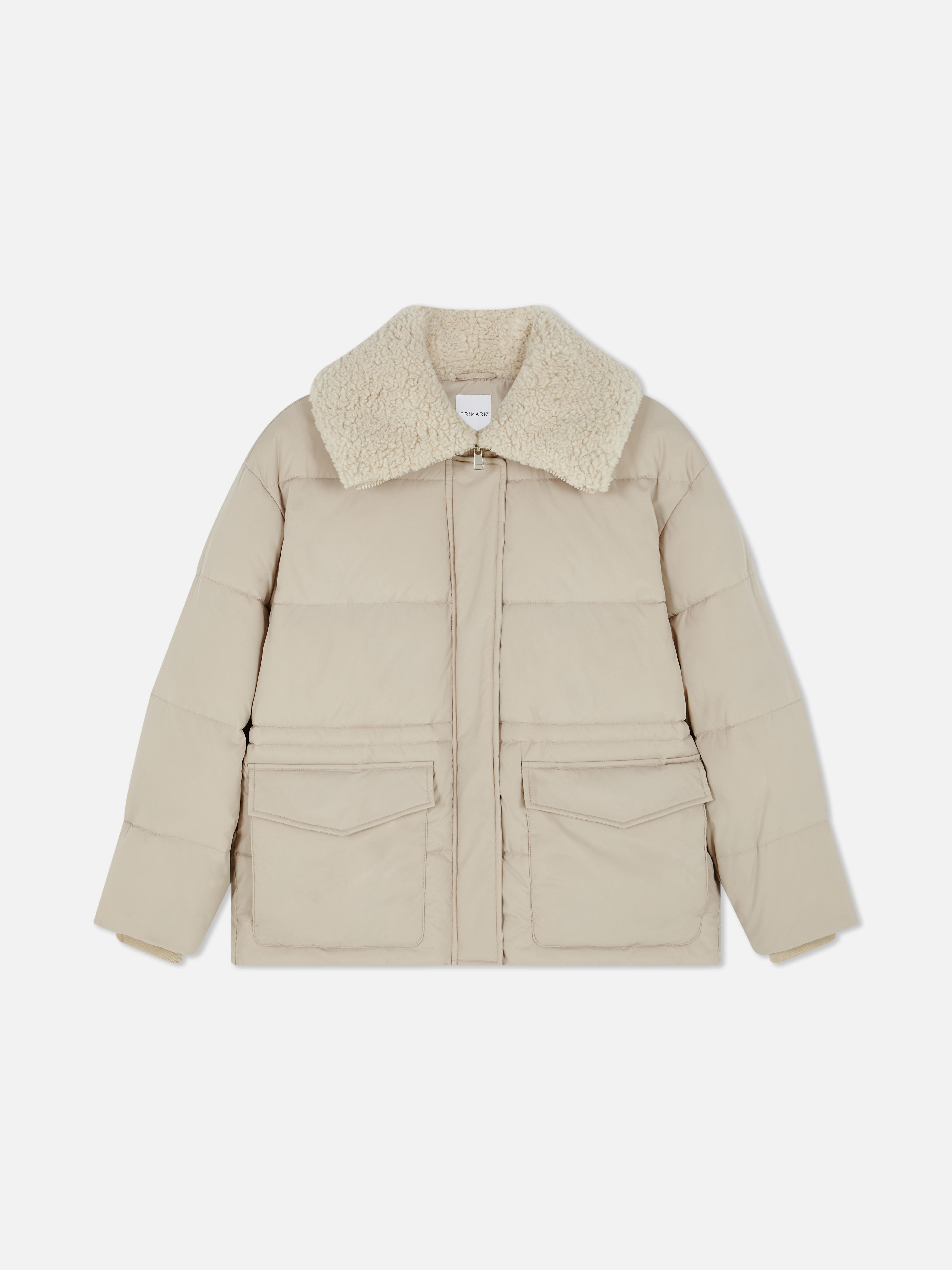 Húzott derekú, bundapolár-galléros kabát