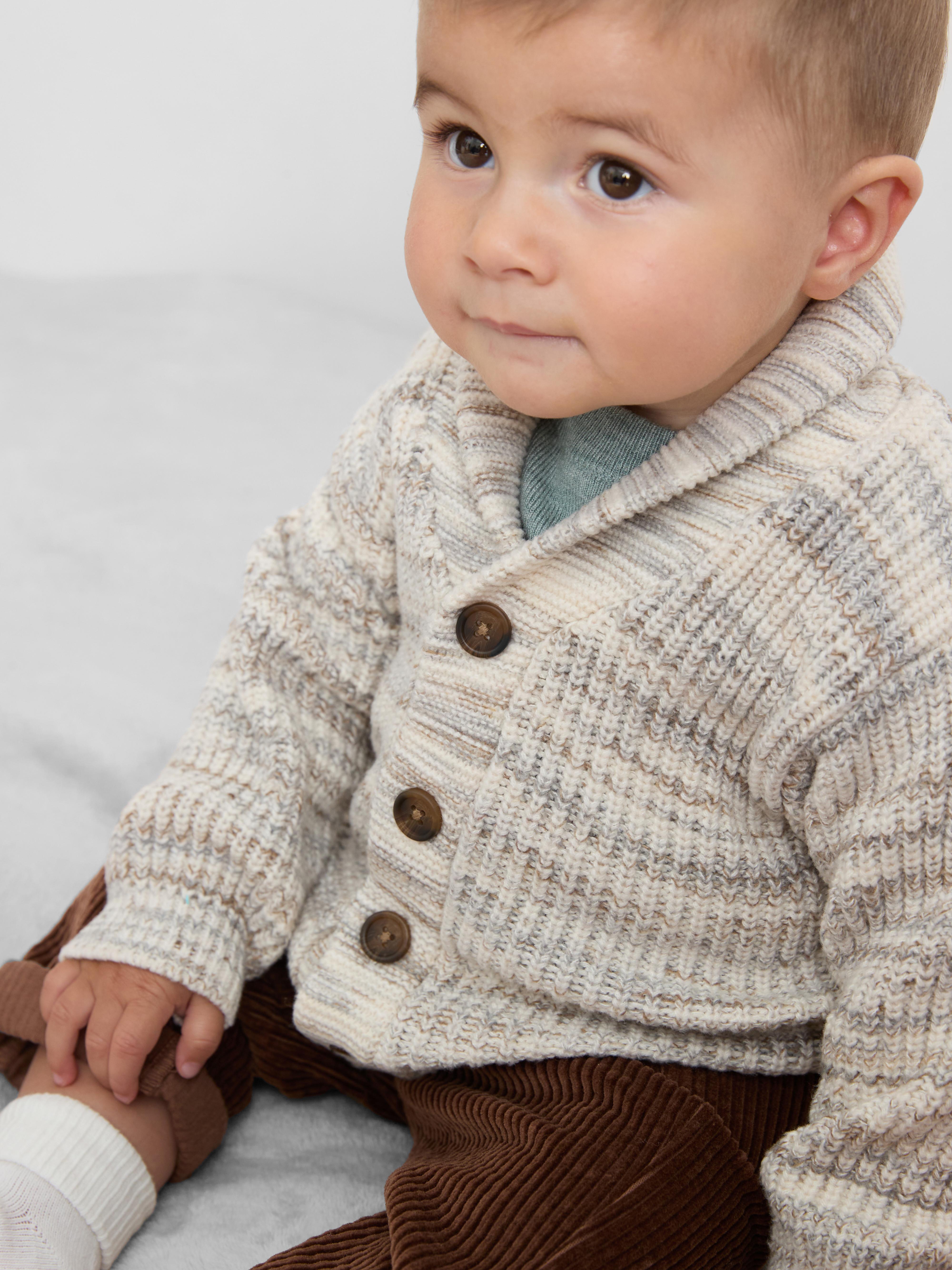 0–36 Monate | Cardigan und Cordhose im Set