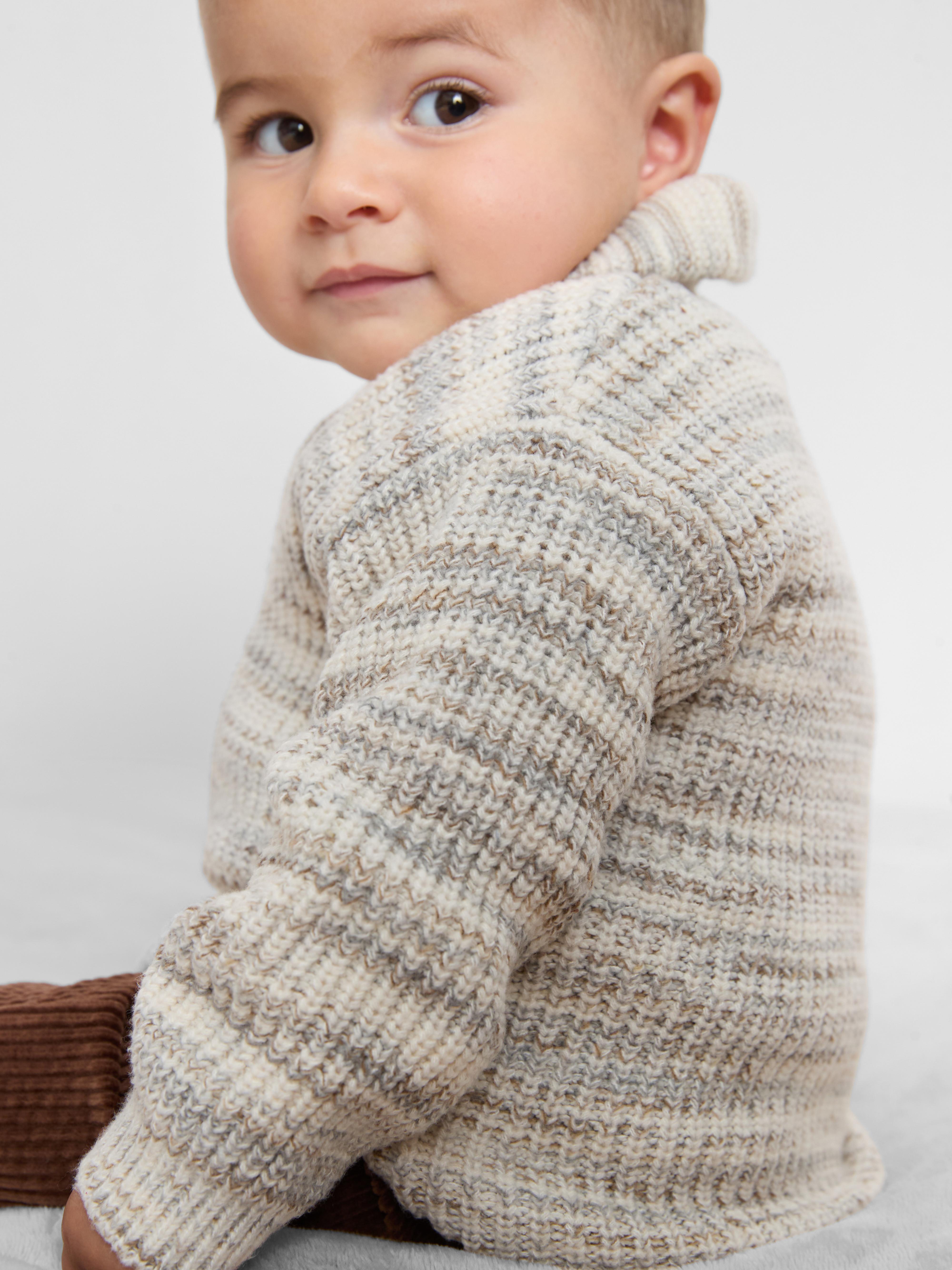 0-36mths | Cardigan and Corduroy Pants Set