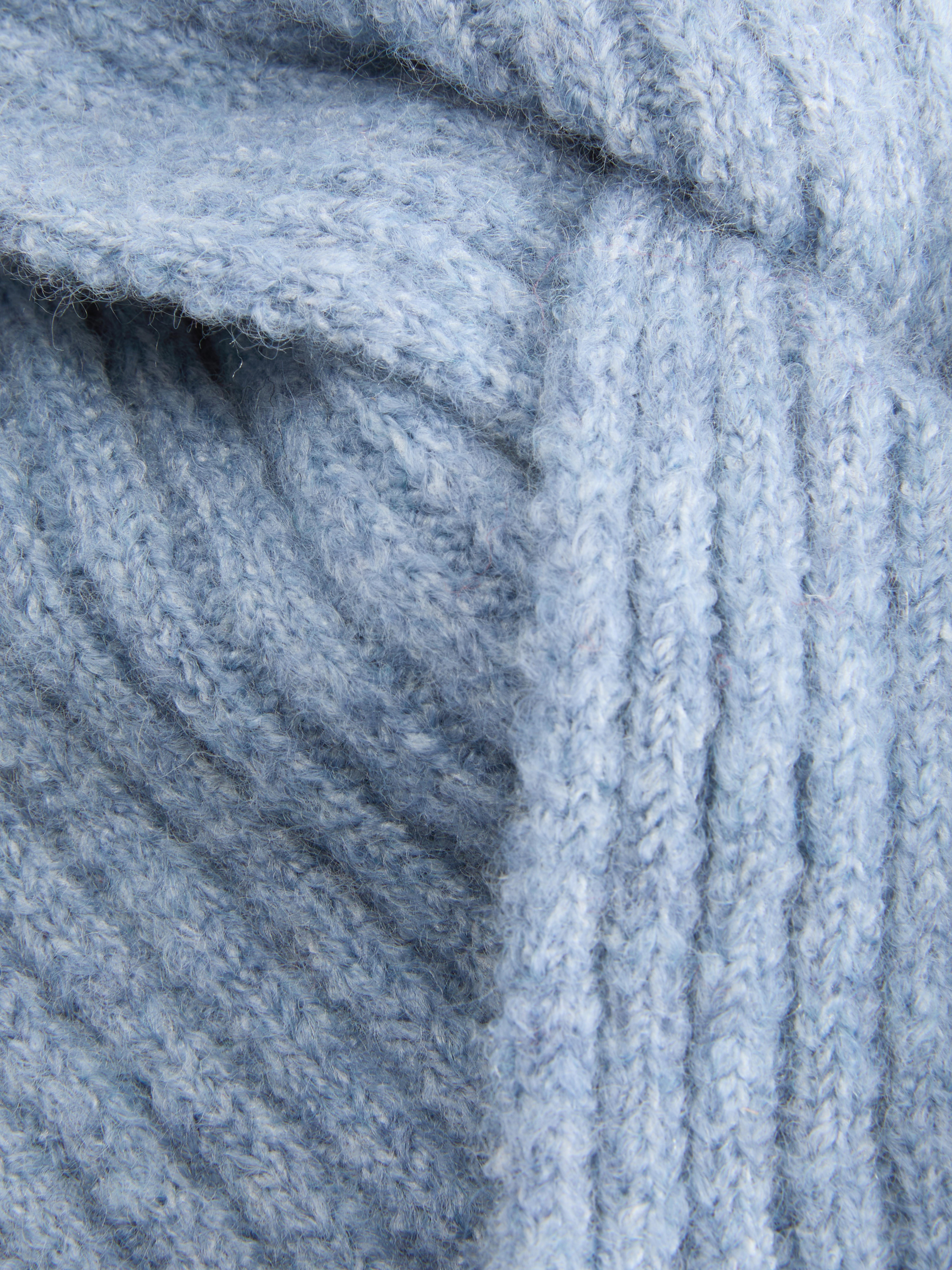 Bentiță reiată din tricot