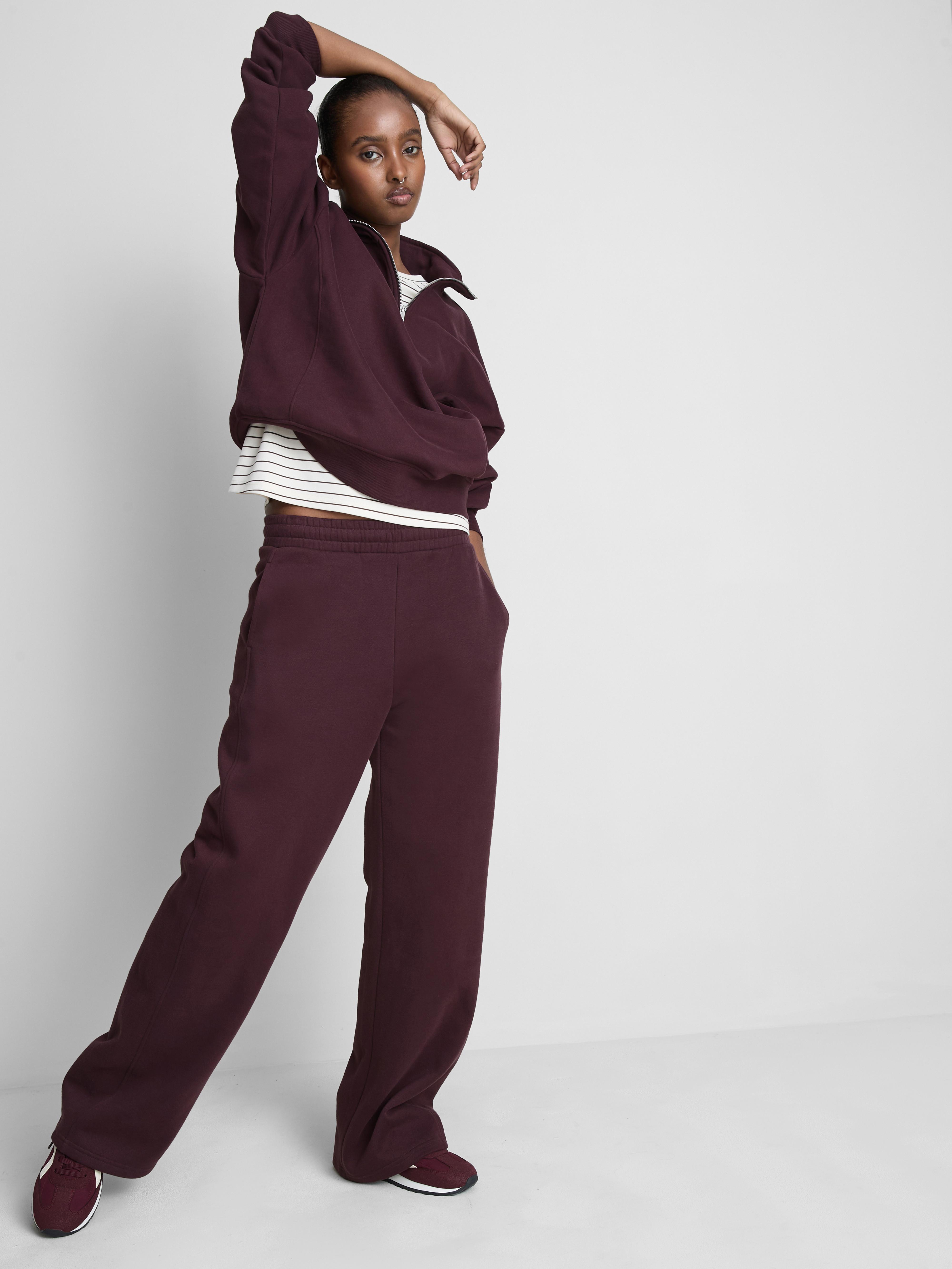 Jogginghose mit weitem Bein und hohem Baumwollanteil