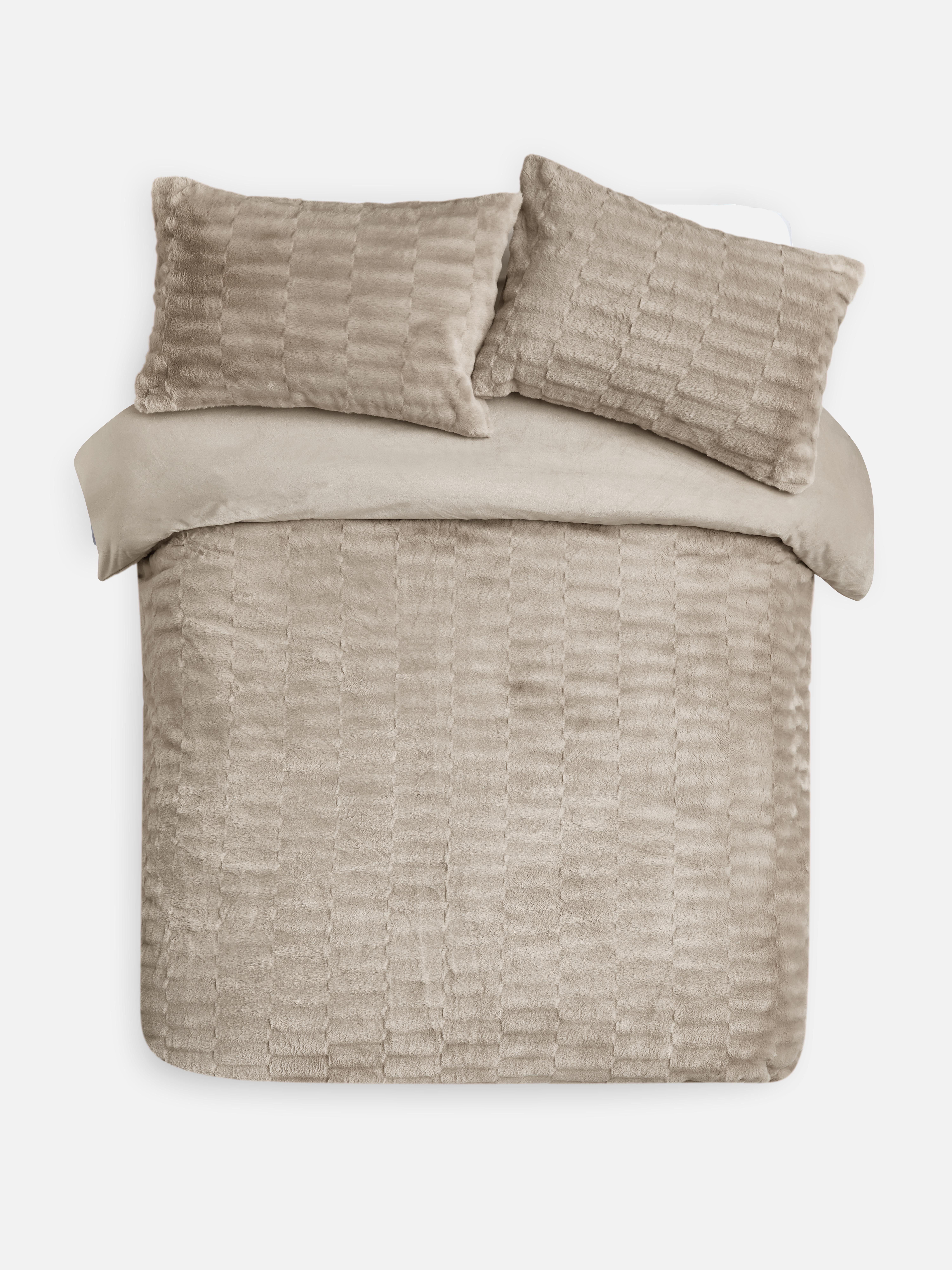 Kingsize dekbedovertrekset van imitatiebont