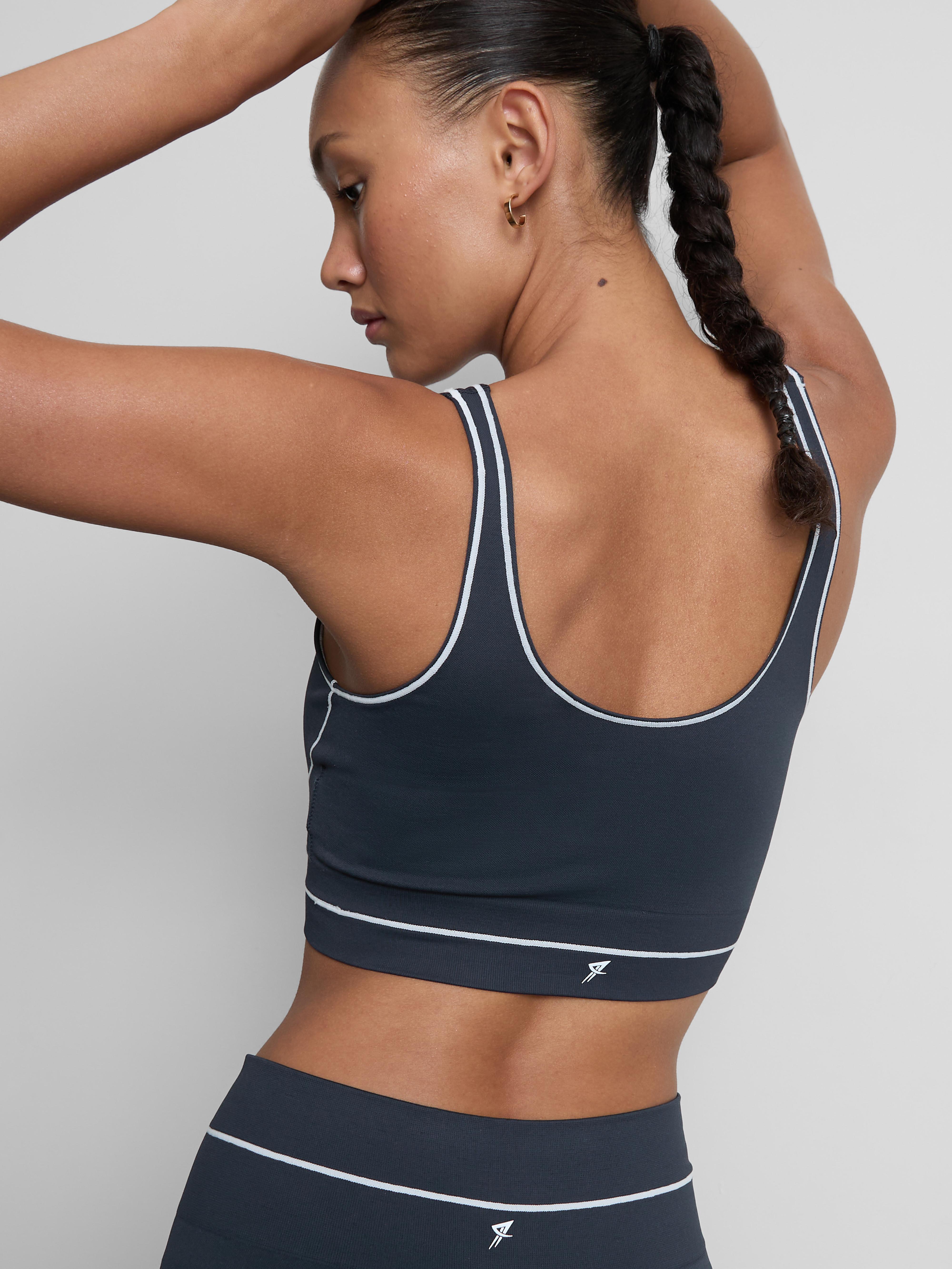 Seamless Contrast Pipe Crop Top
