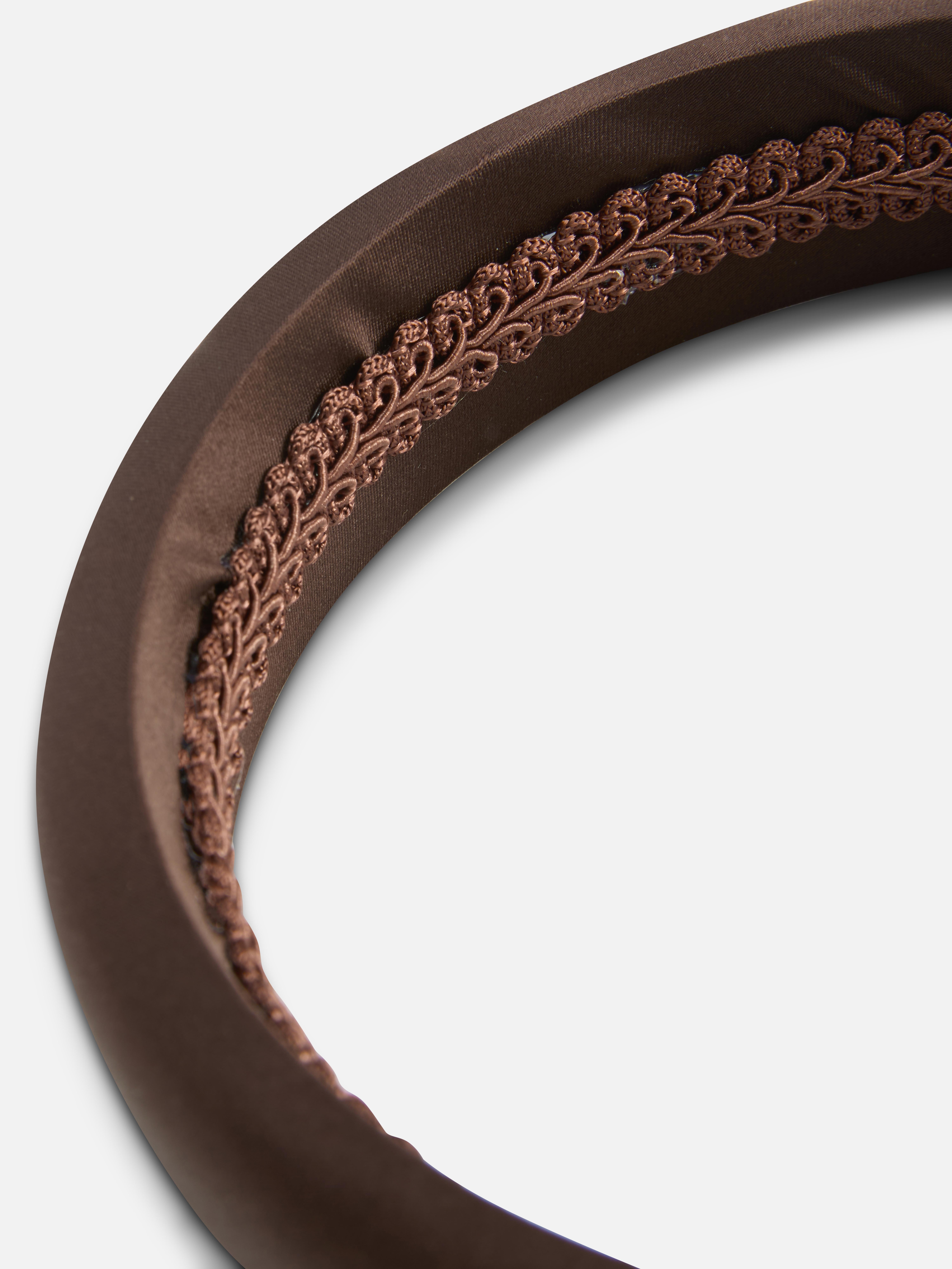 Diadema acolchada de satén