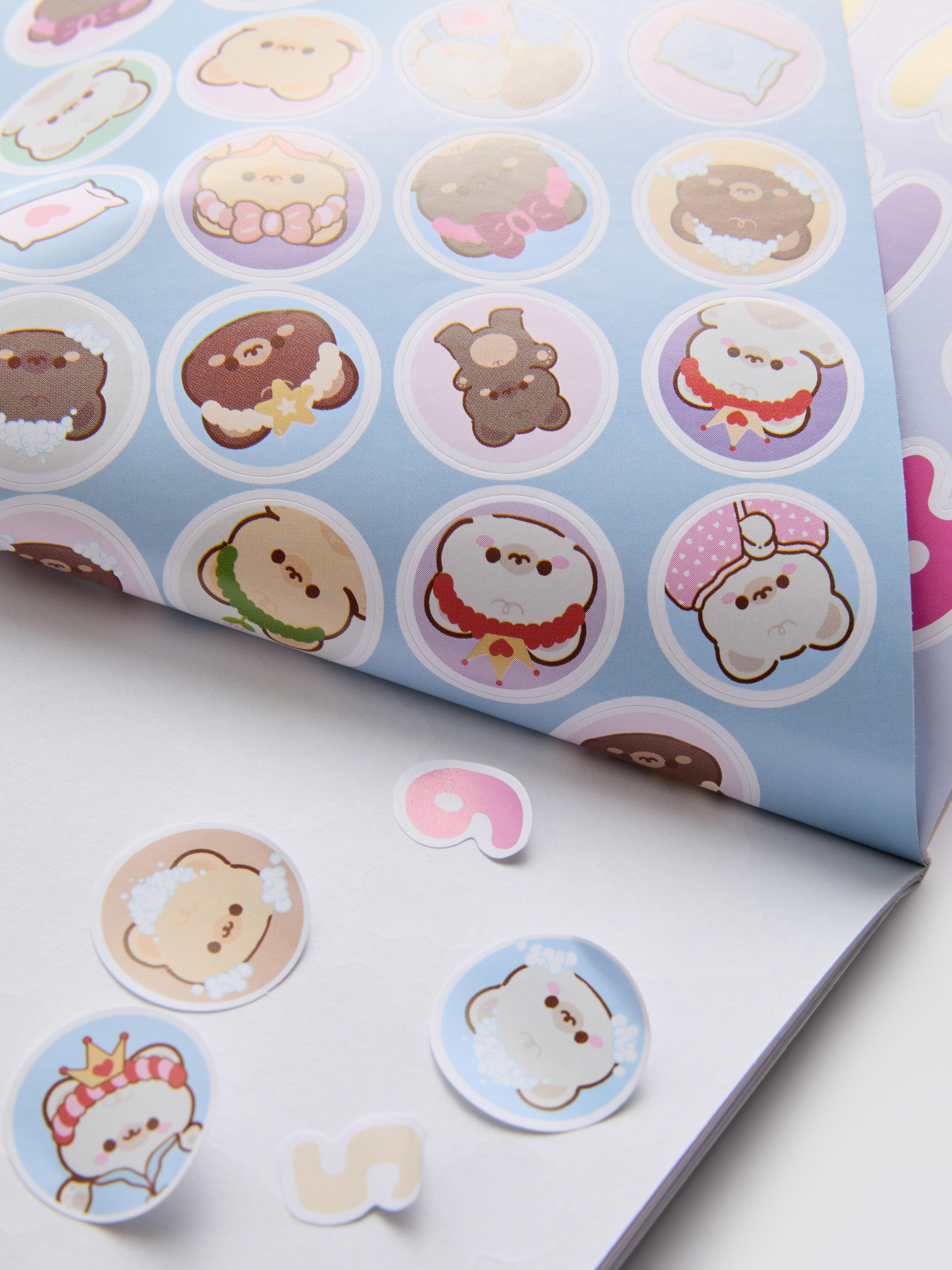 Knjiga nalepk z motivi medvedkov