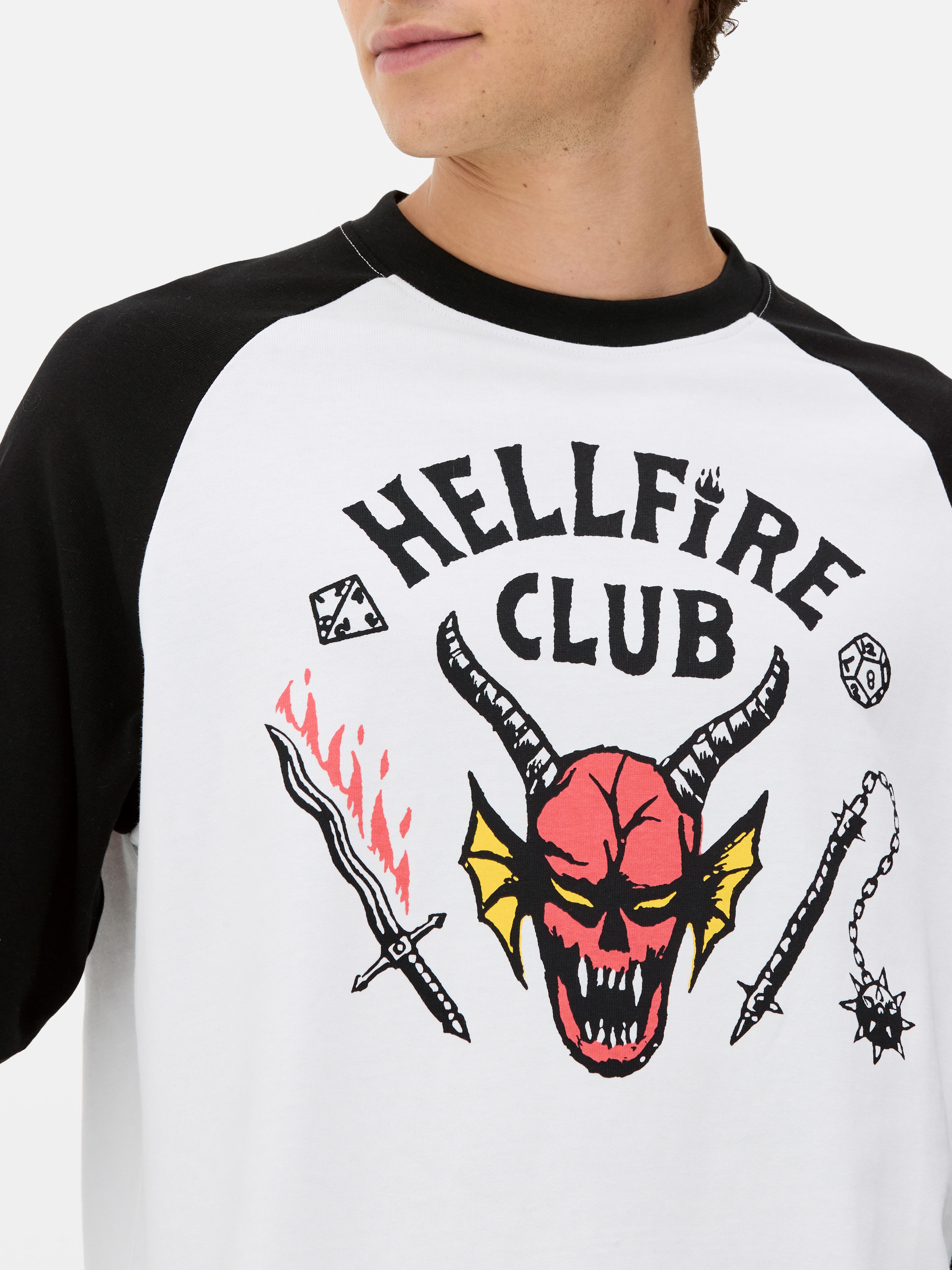 T-shirt à manches raglan Stranger Things Hellfire Club