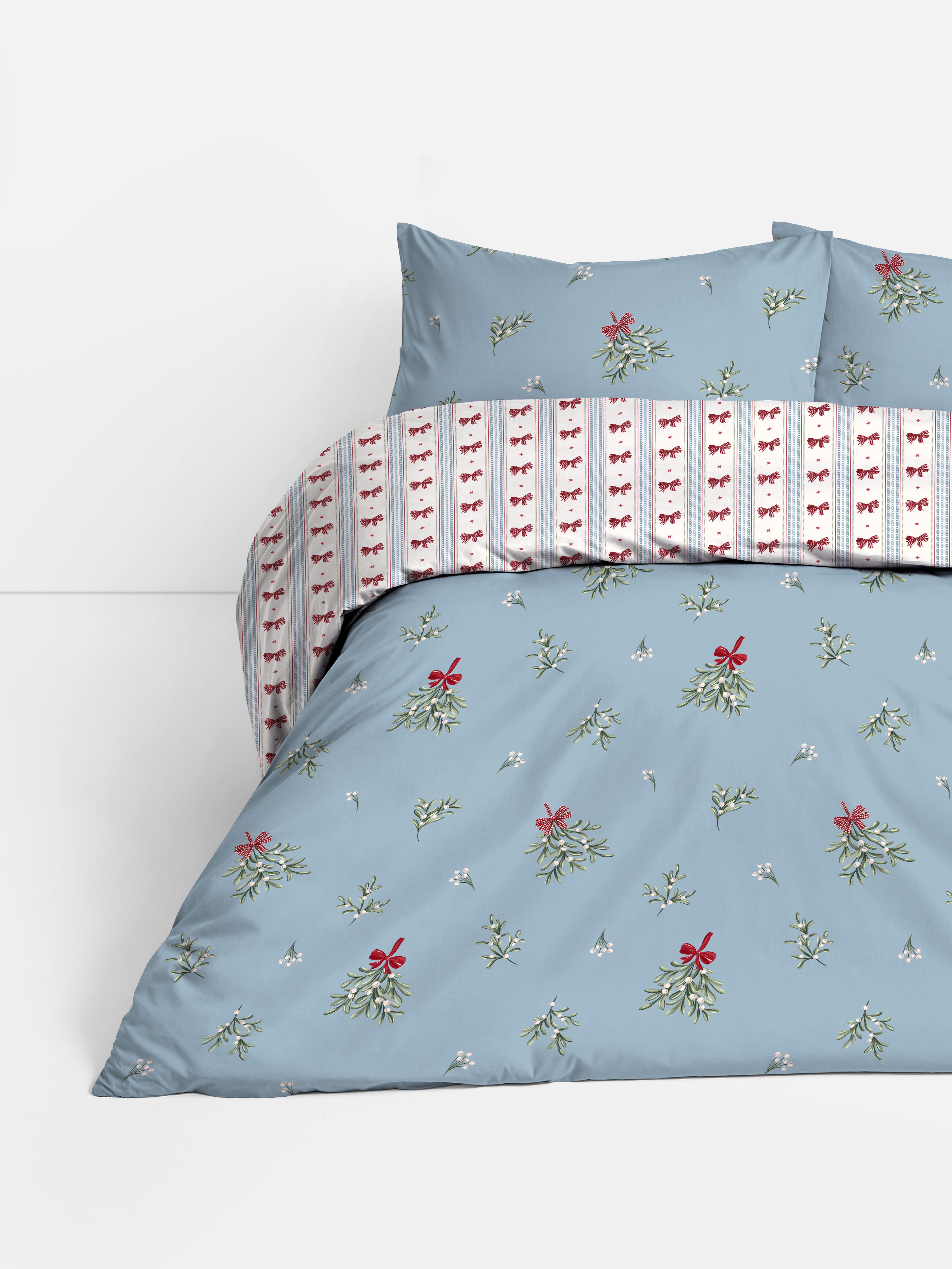 Christmas Mistletoe And Bow Double Bedset
