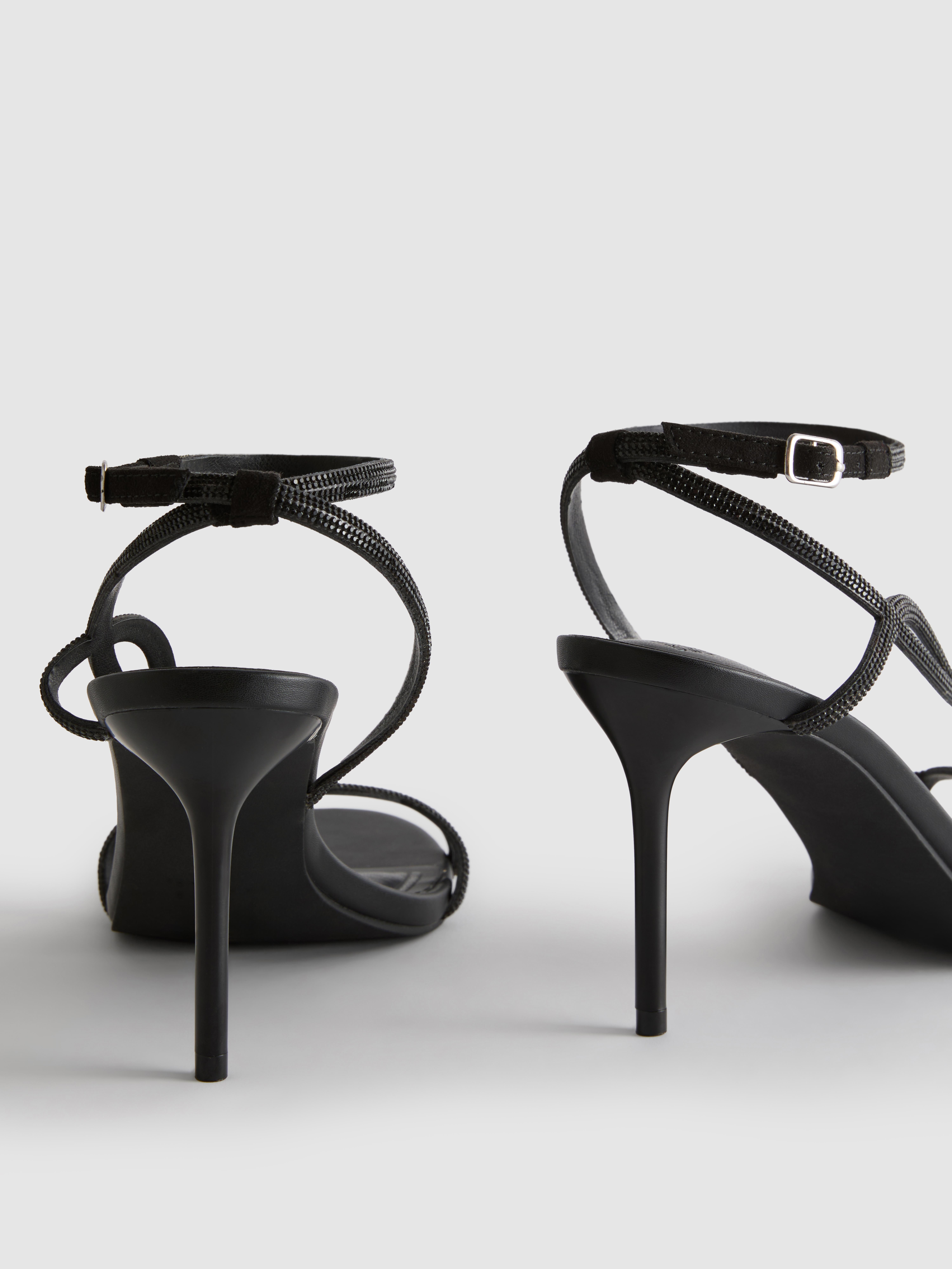 Sandály na jehlovém podpatku se štrasem