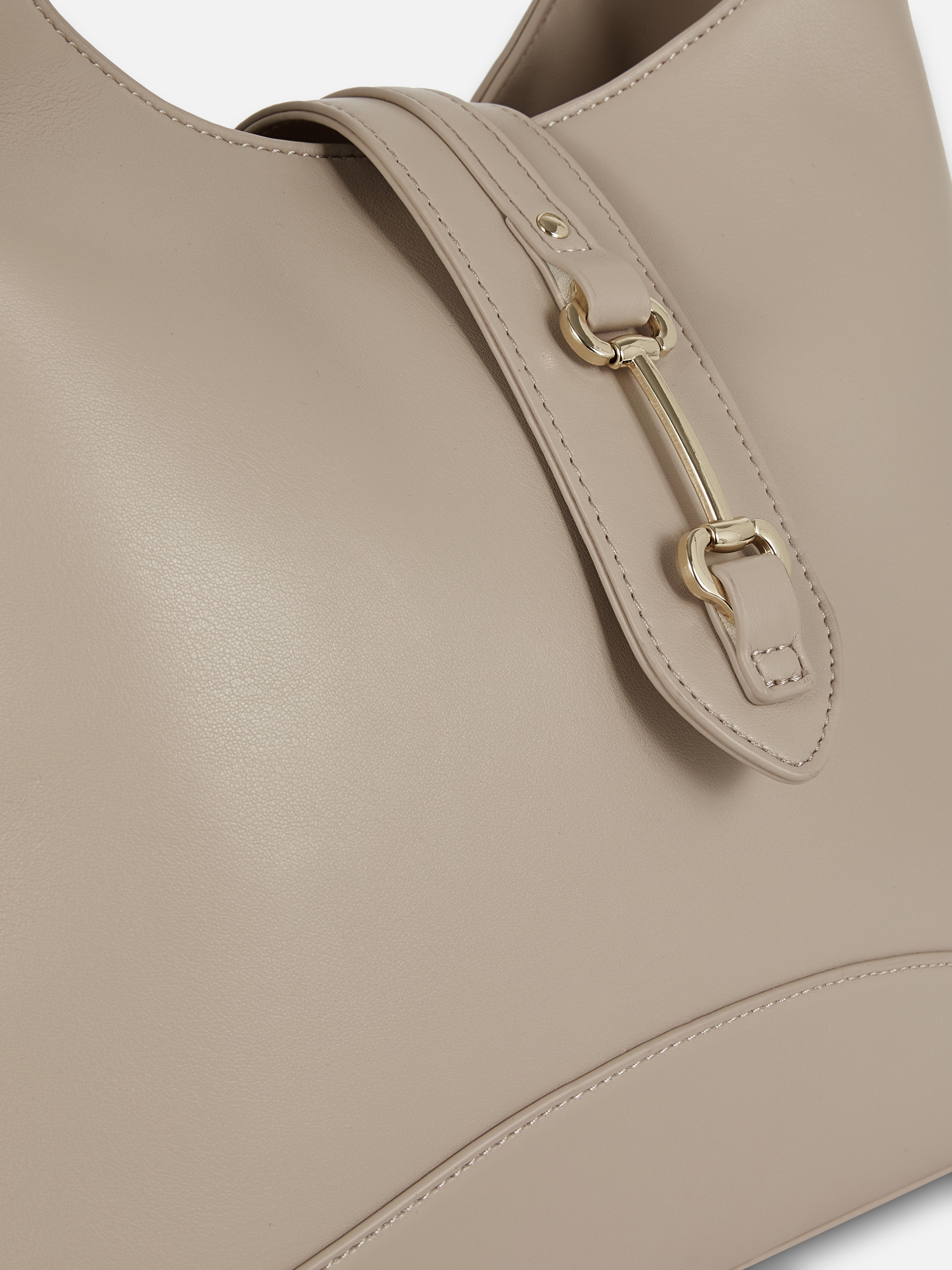 Bolso shopper con detalle de bocado de caballo