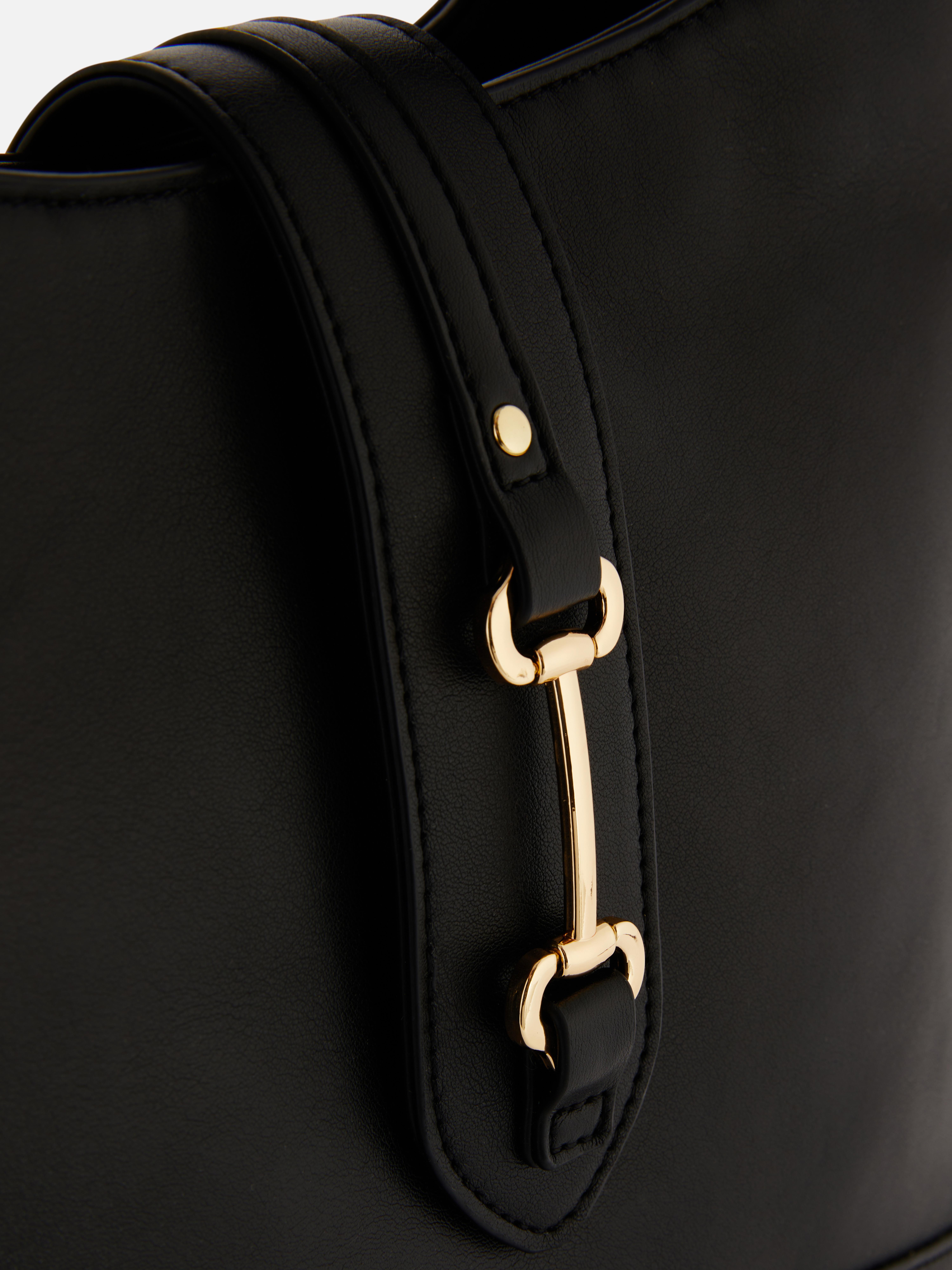 Bolso shopper con detalle de bocado de caballo