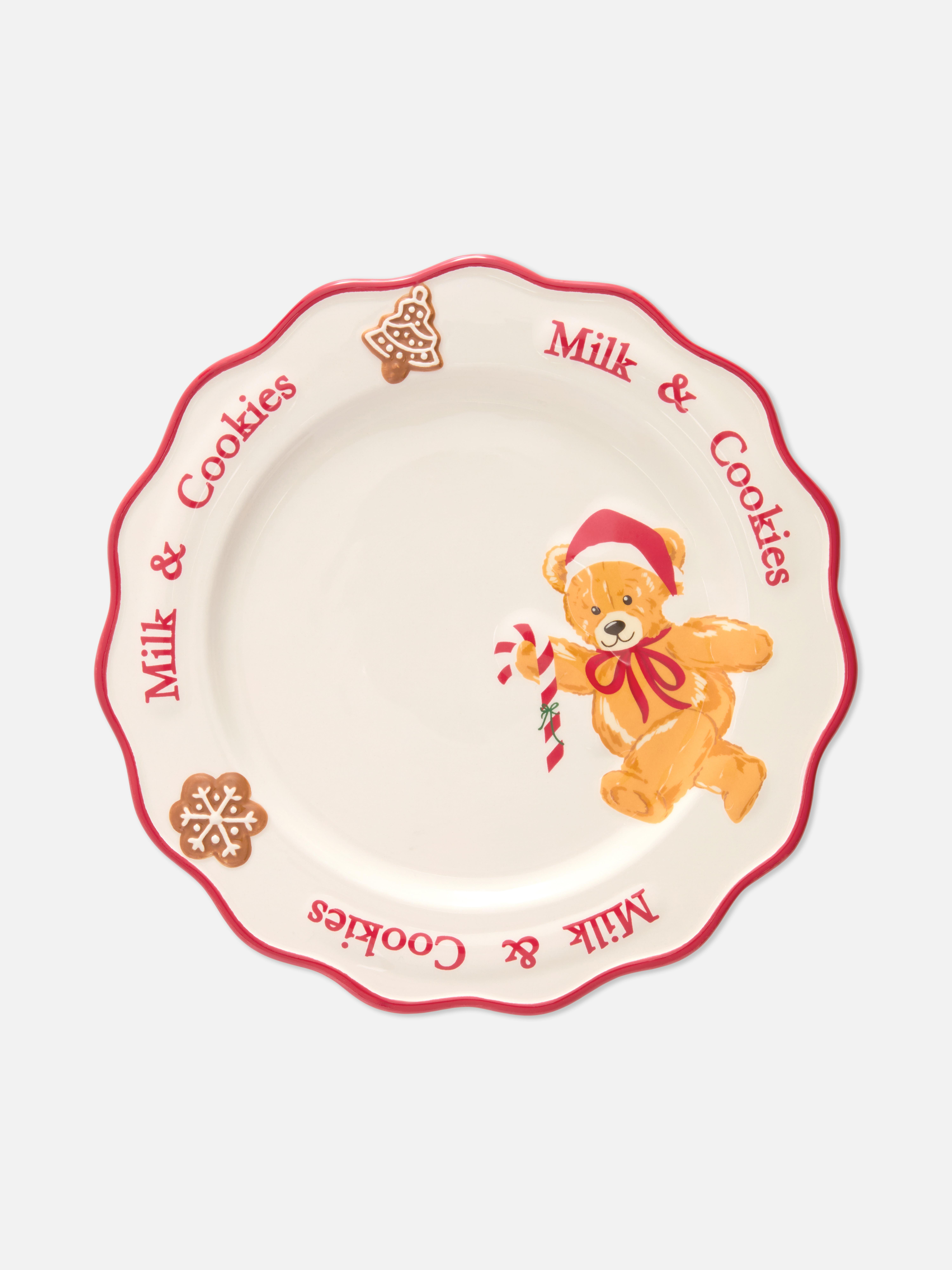 Scalloped Christmas Teddy Bear Plate