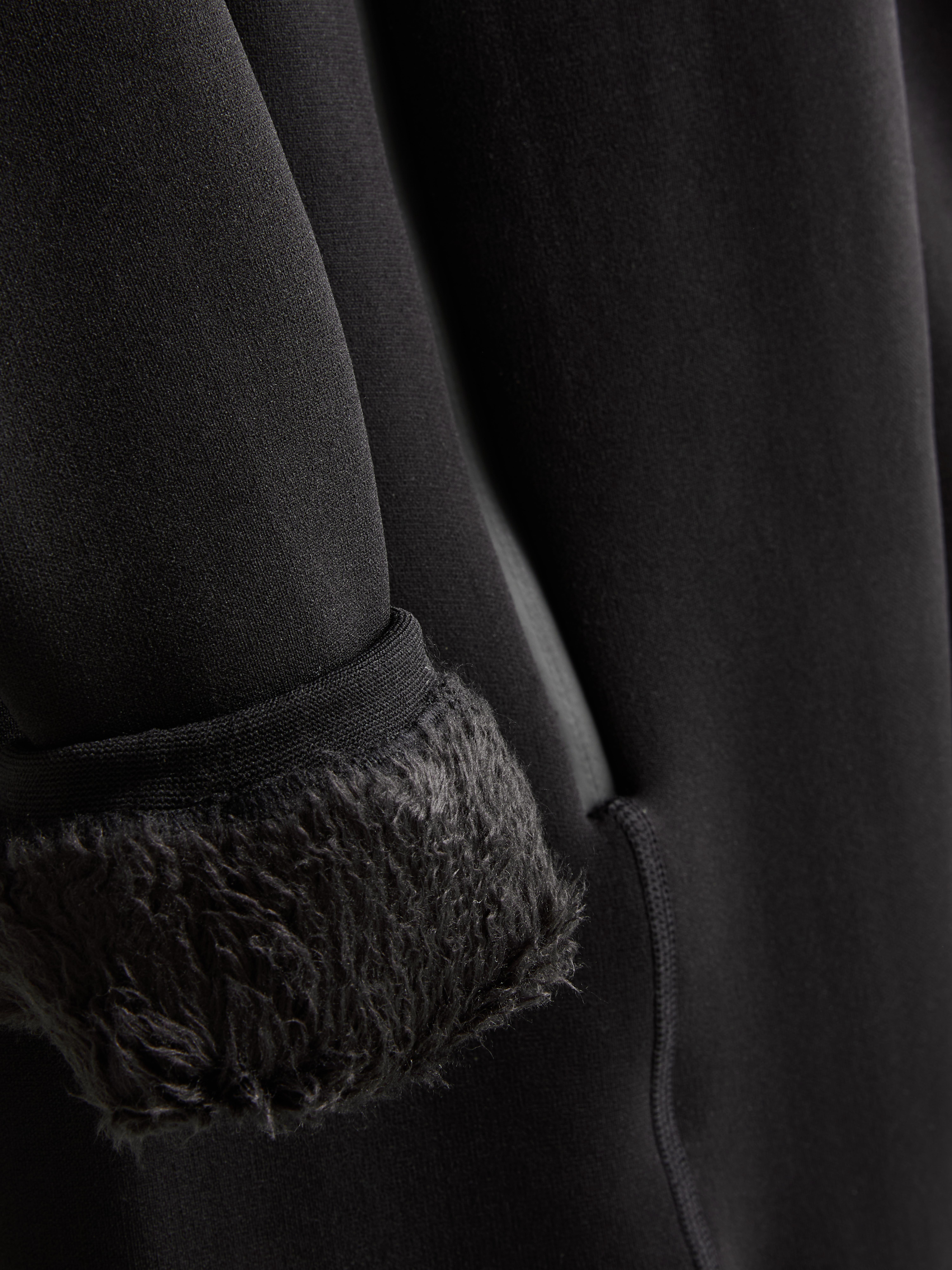 Samtig weicher Jumpsuit