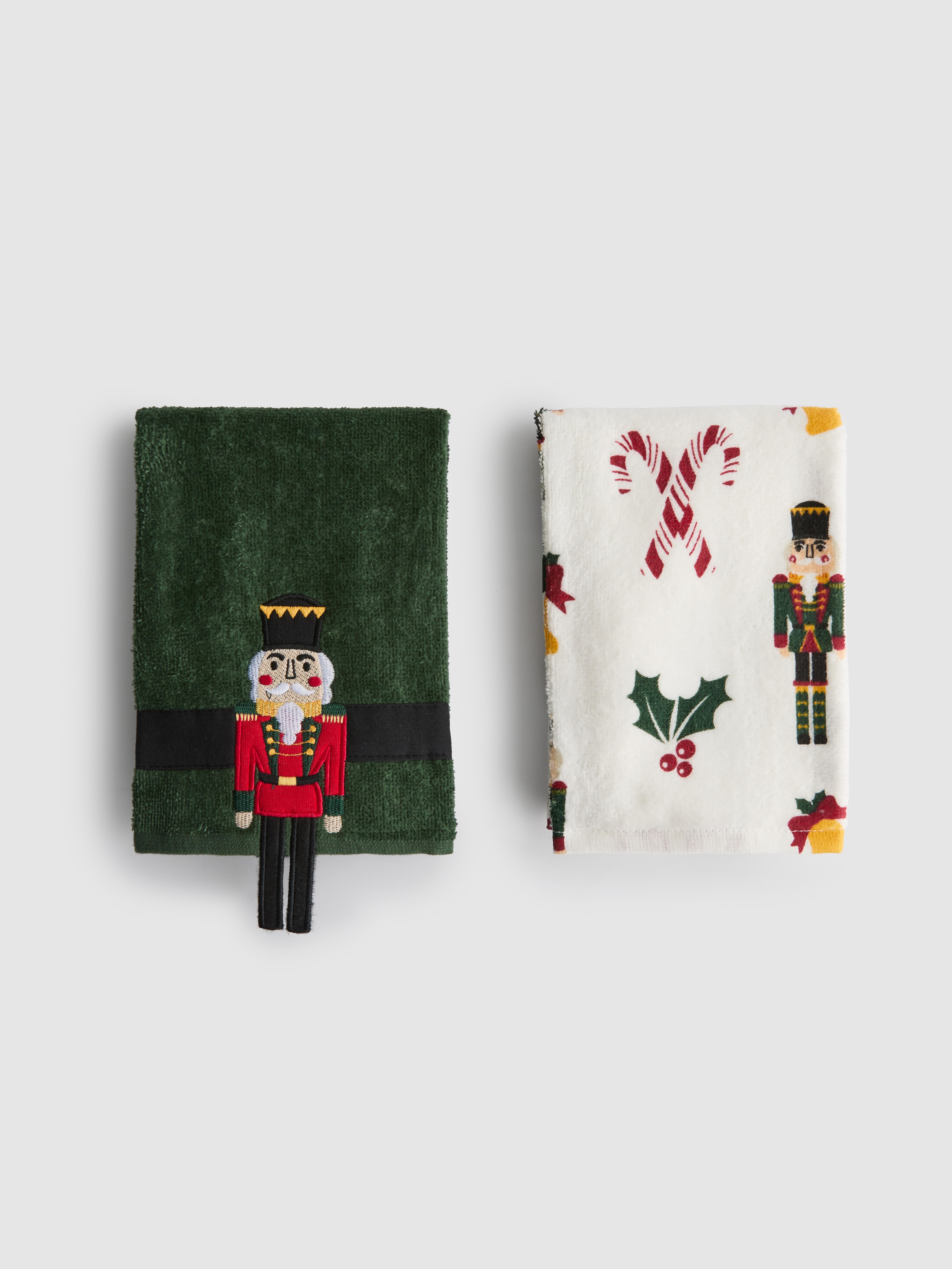 2 prosoape de bucătărie cu modele inedite de Crăciun