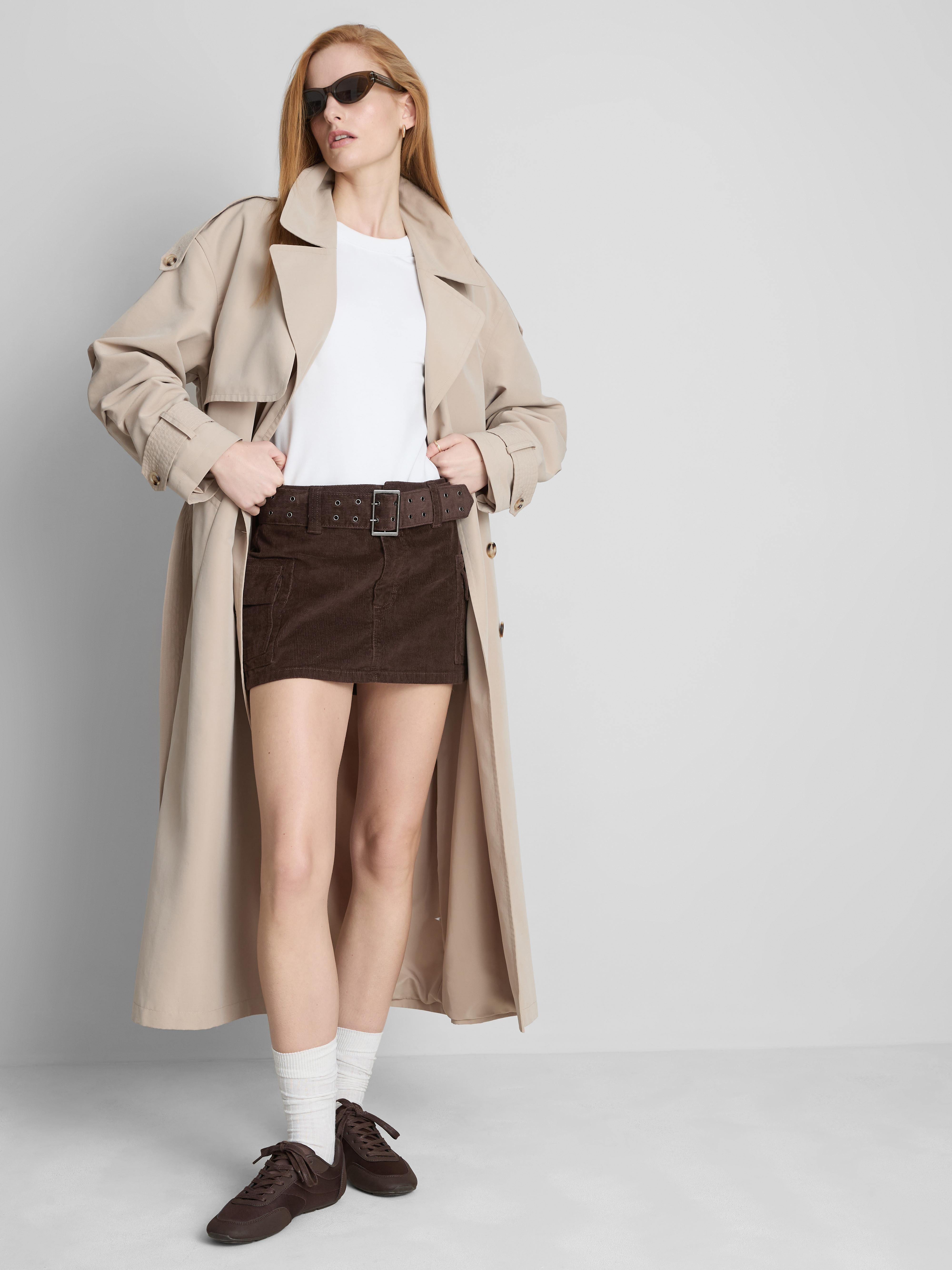 Minigonna in velluto a coste con fibbia