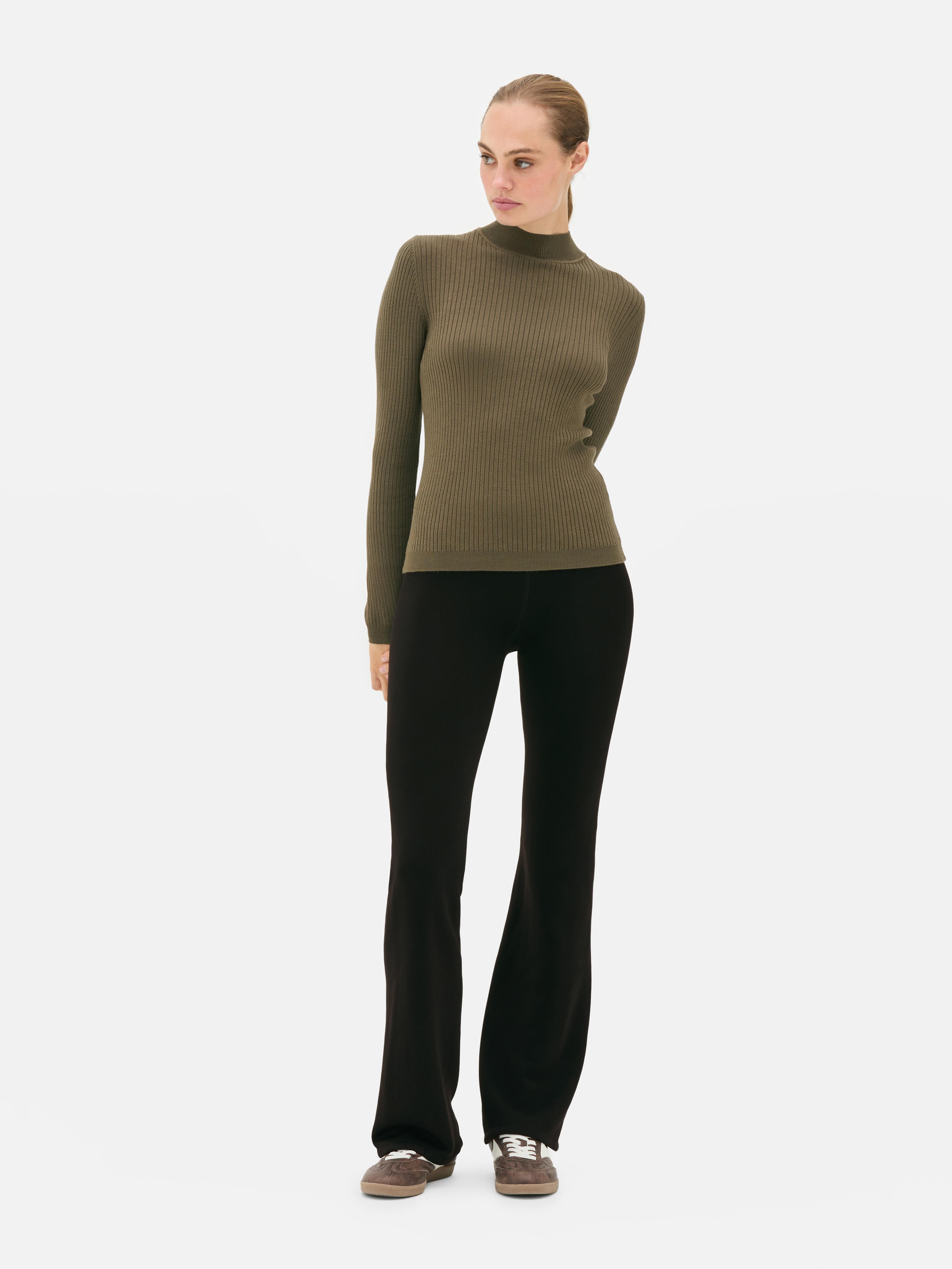 Fluweelzachte legging met wijd uitlopende pijpen