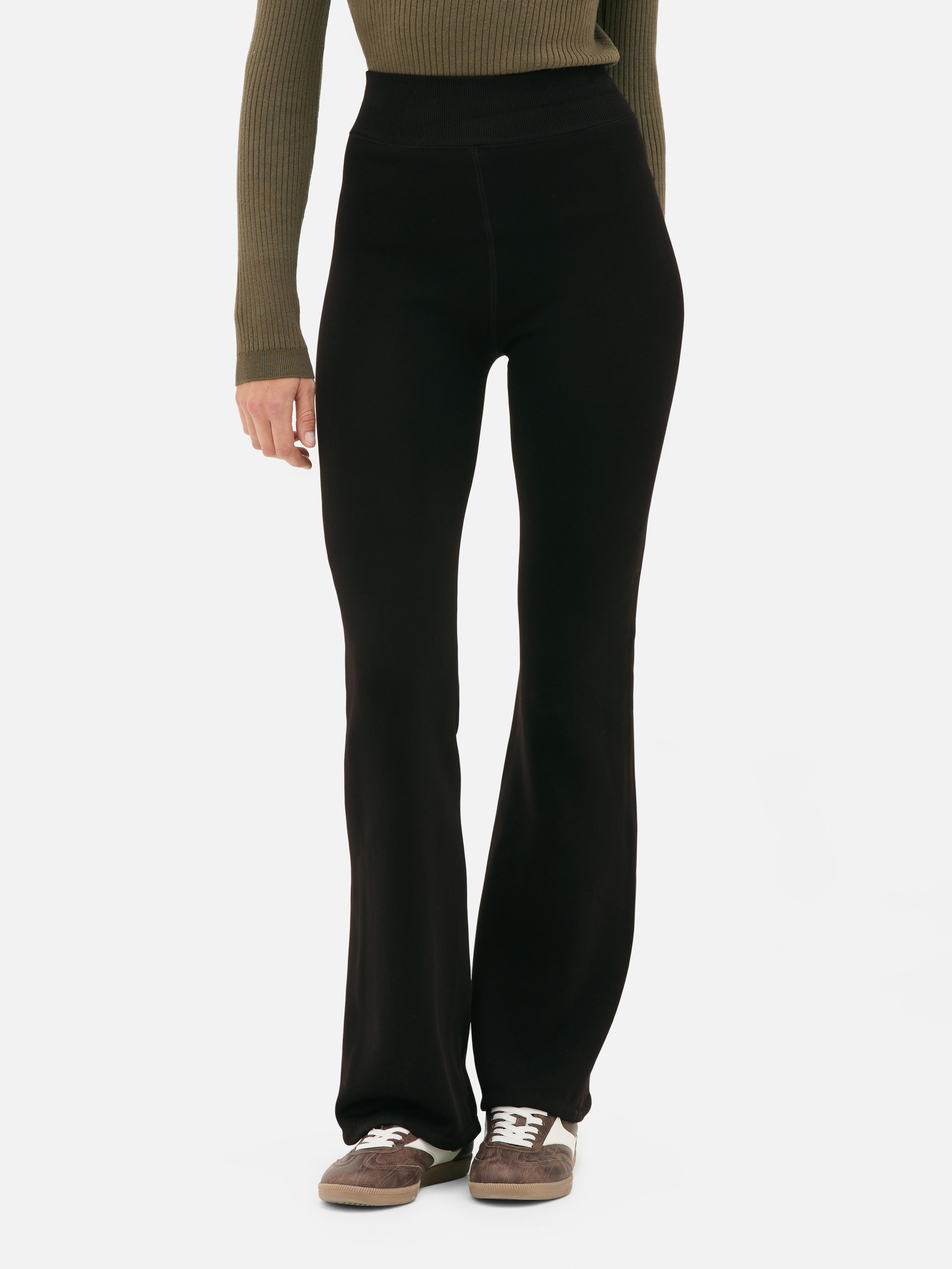 Fluweelzachte legging met wijd uitlopende pijpen