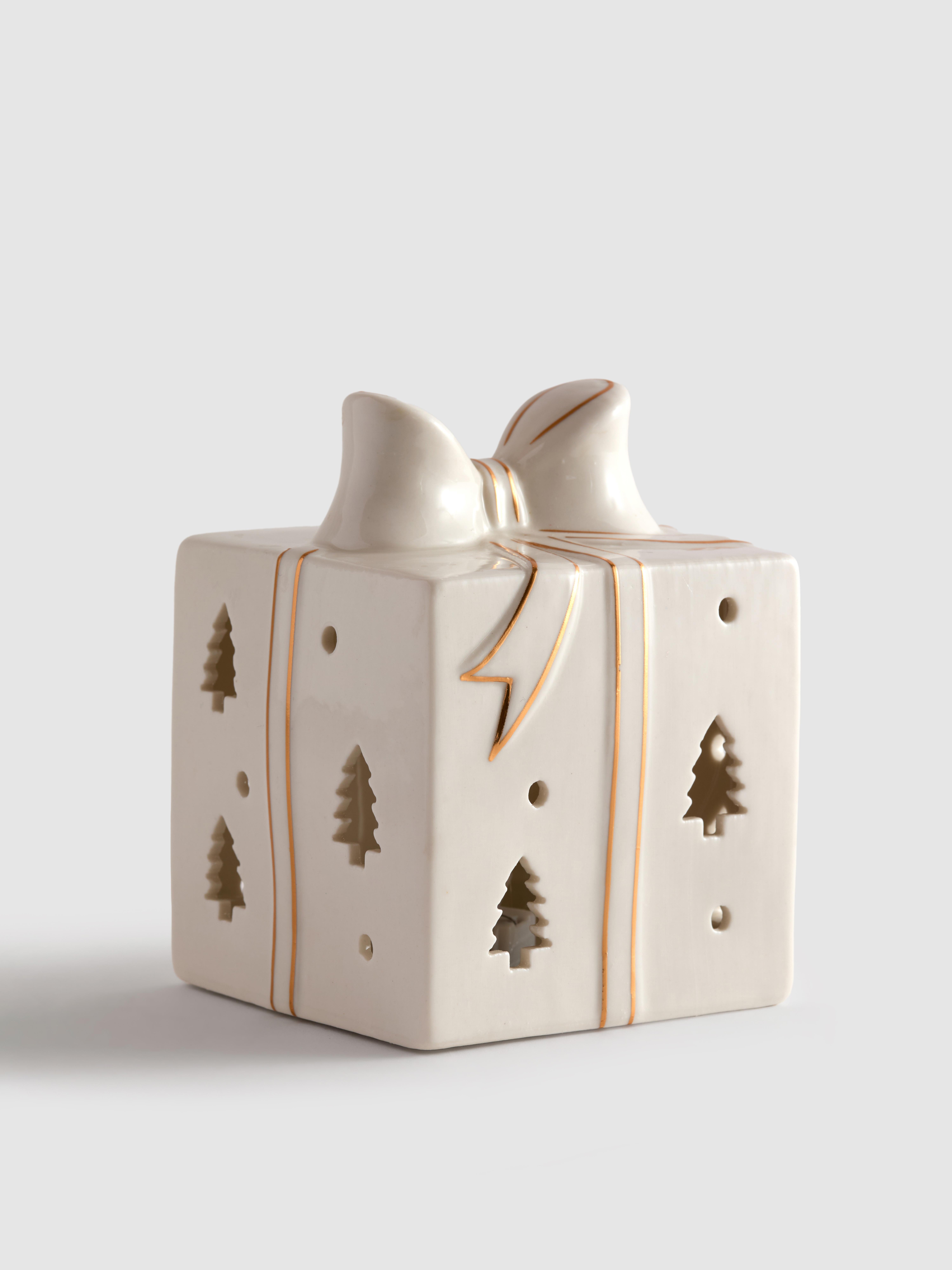 LED Present Christmas Ornament