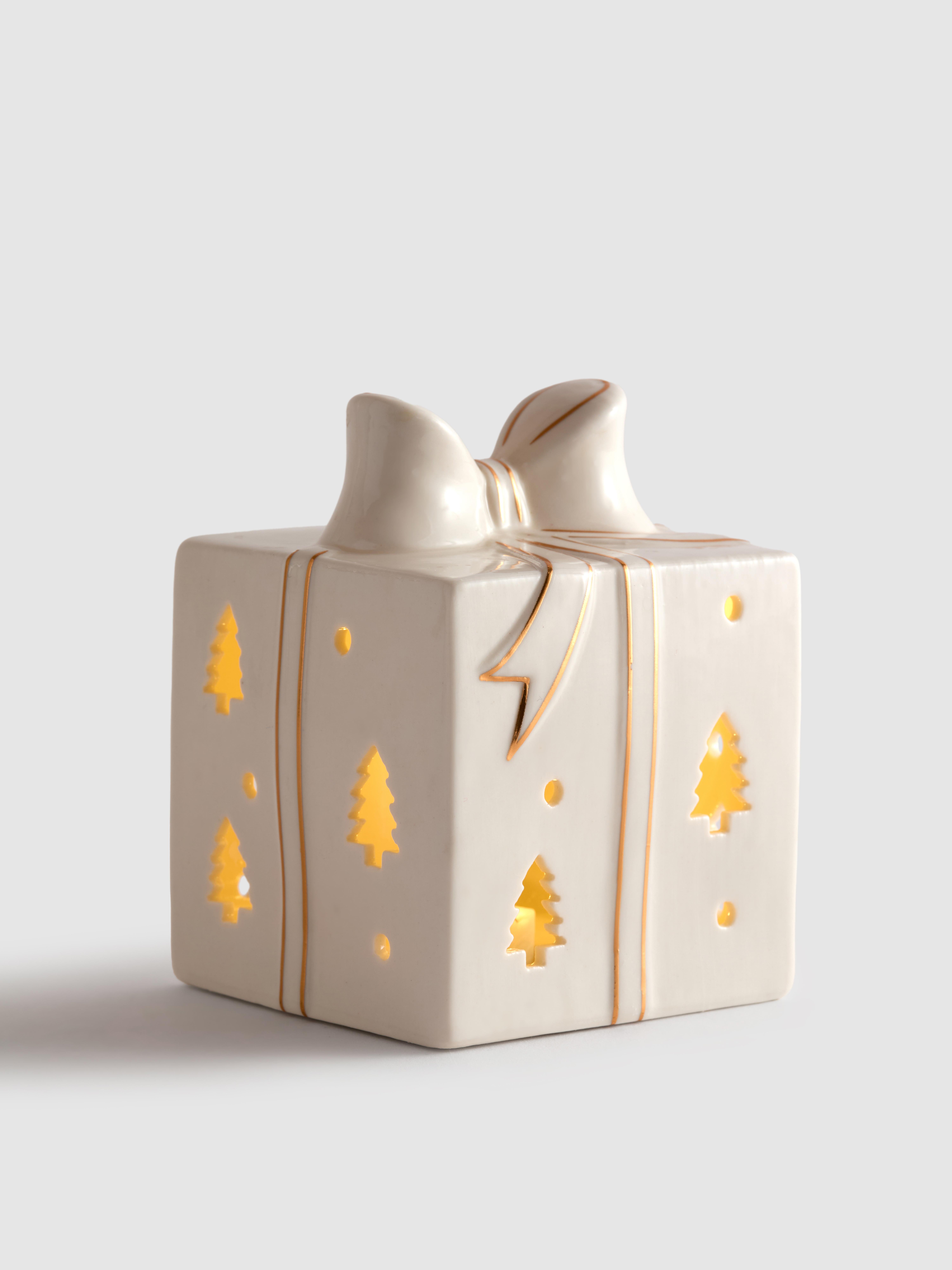 LED Present Christmas Ornament